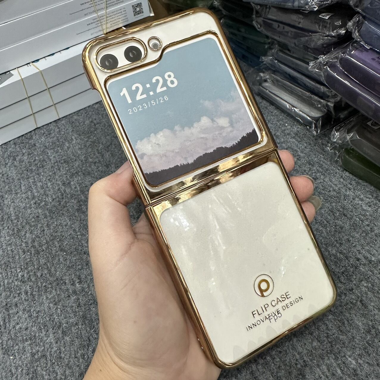 Case ốp lưng Samsung Zflip 5 / Z flip 5 lưng trong suốt xi viền màu bóng đẹp hàng công ty full box. 