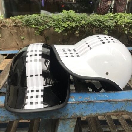 Mũ bảo hiểm thời trang rẻ tiền - Nón bảo hiểm lưõi trai rẻ