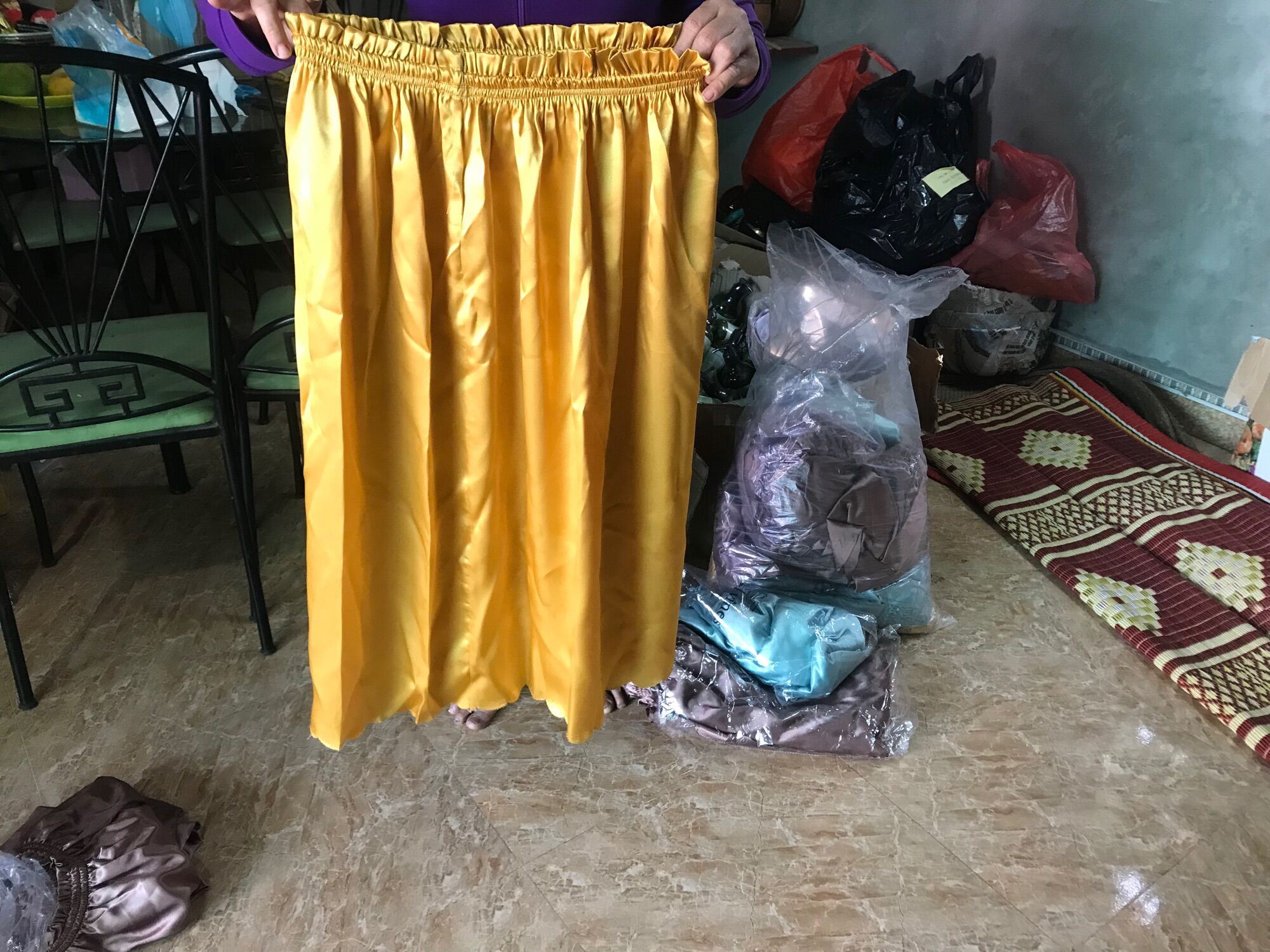 Áo quây váy dùng cho spa—xả kho