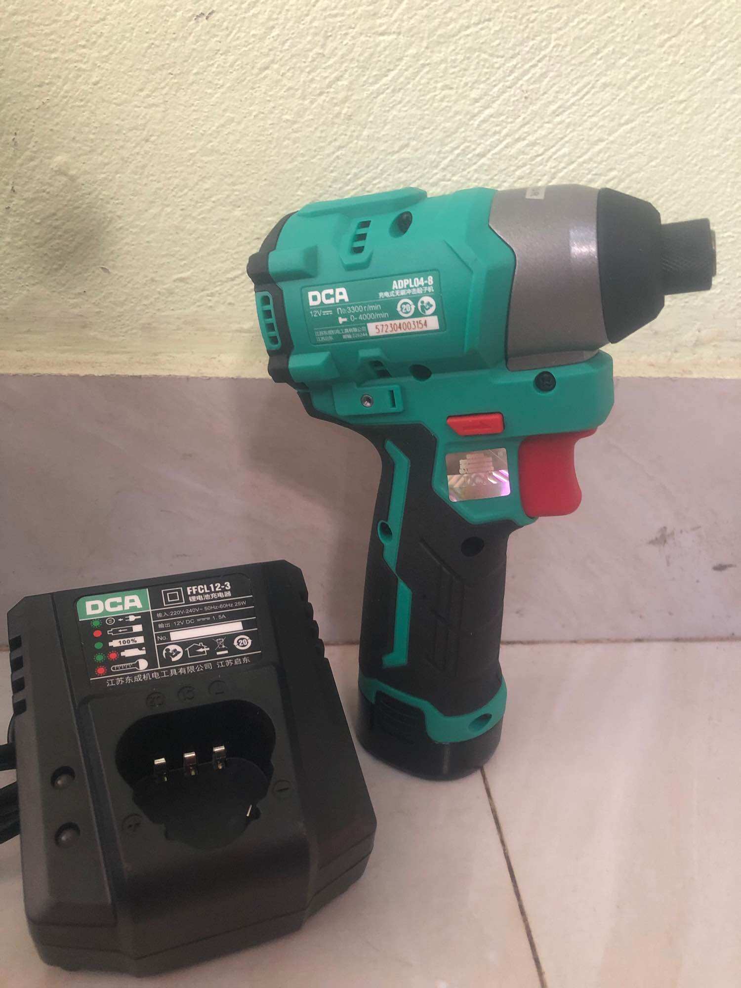 Máy bắn vít DCA 12V ADPL04-8 chính hãng