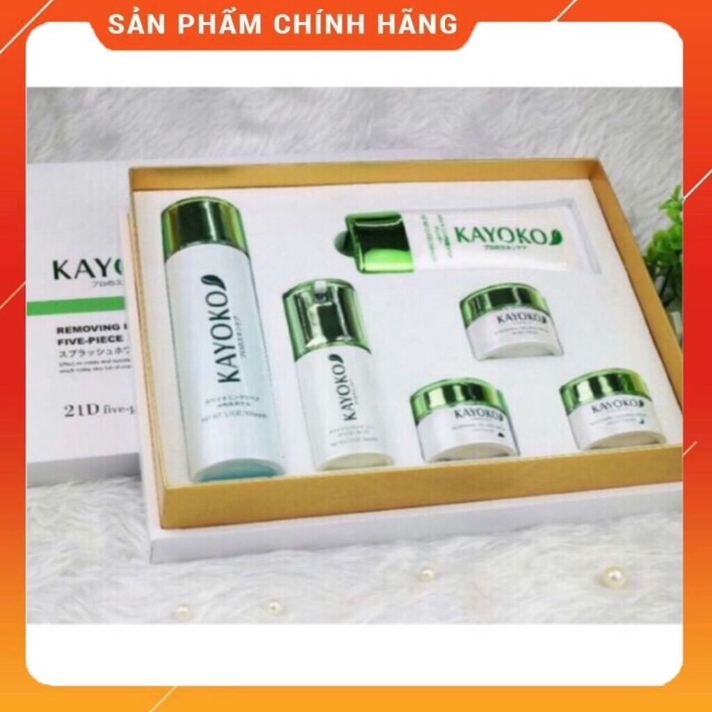 Bộ Set Kem Dưỡng Trắng Da Kayoko Xanh 6 Món