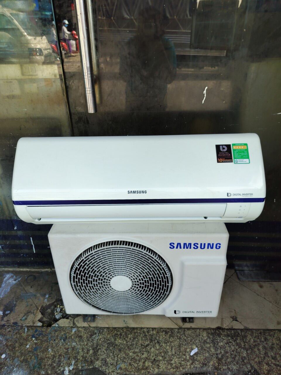 Máy lạnh Samsung Inverter 1hp đã qua sử dụng bán khu vực HCM