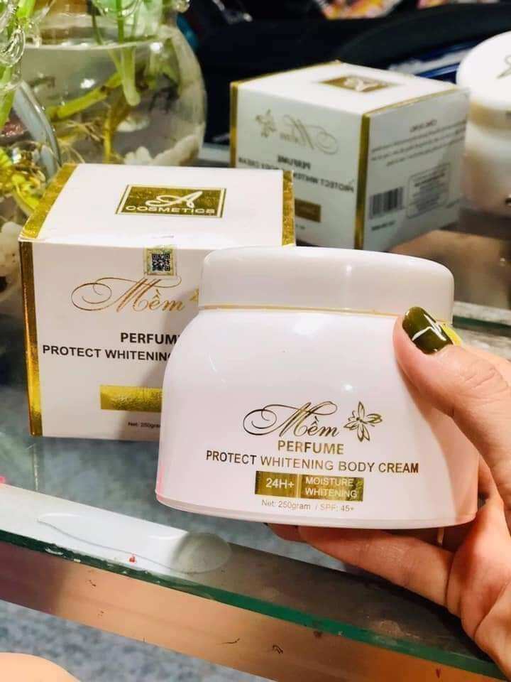Kem body mềm chữ A