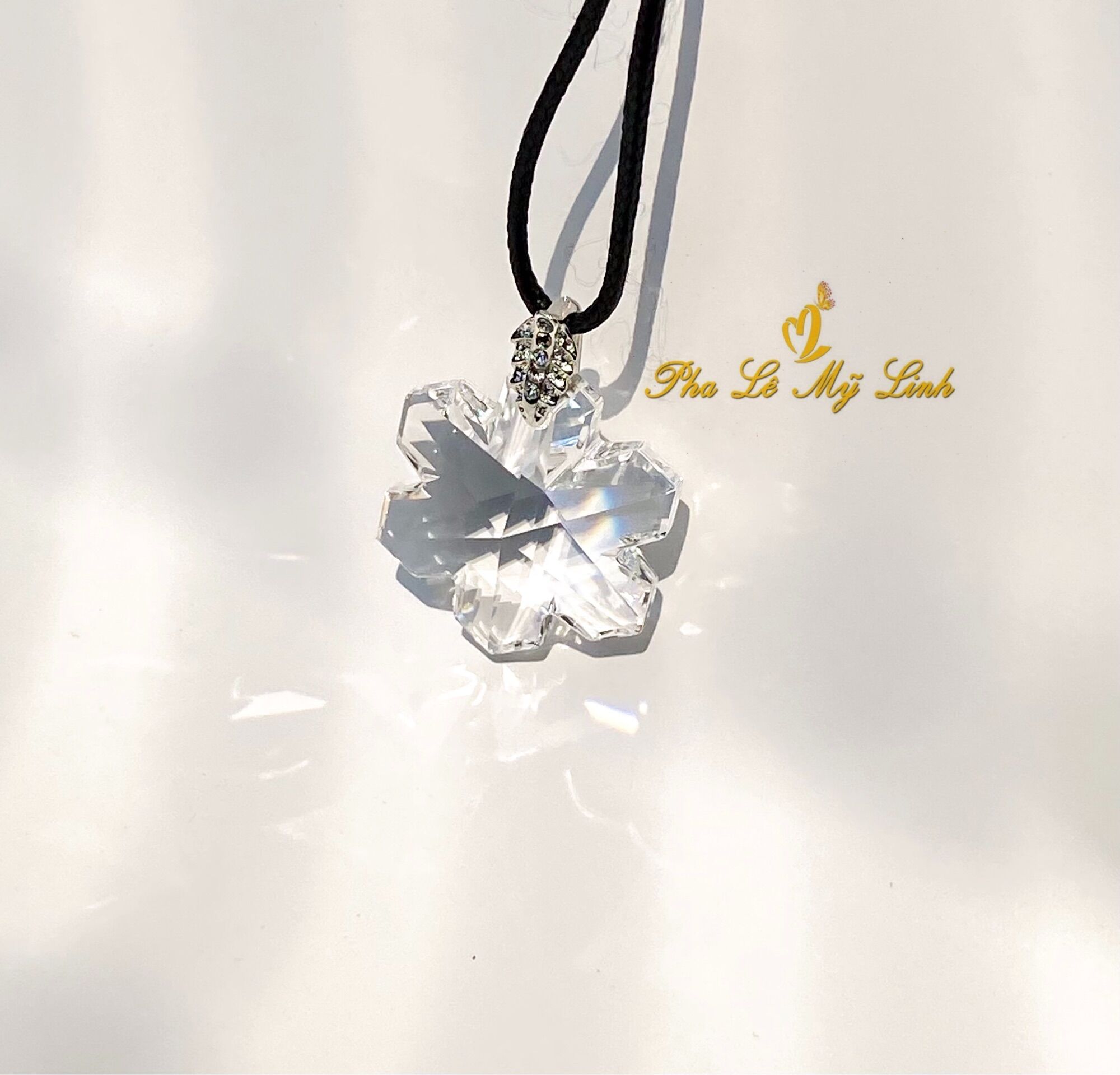 Mặt dây pha lê Swarovski hoa tuyết