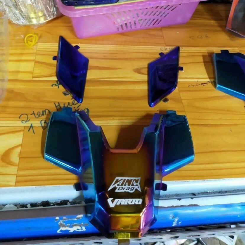 Đuôi Titan Vario
