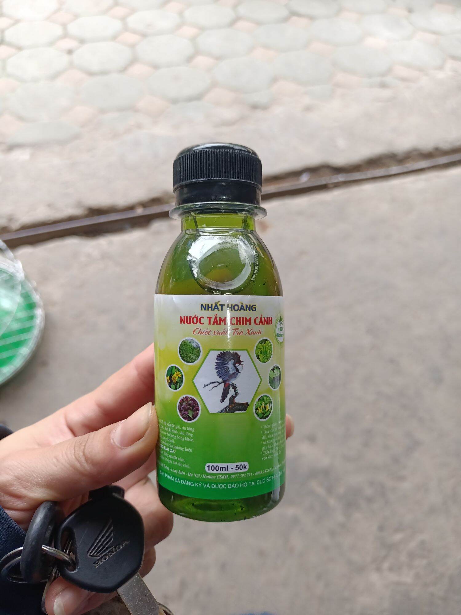 Nước tắm chim cảnh nhất hoàng