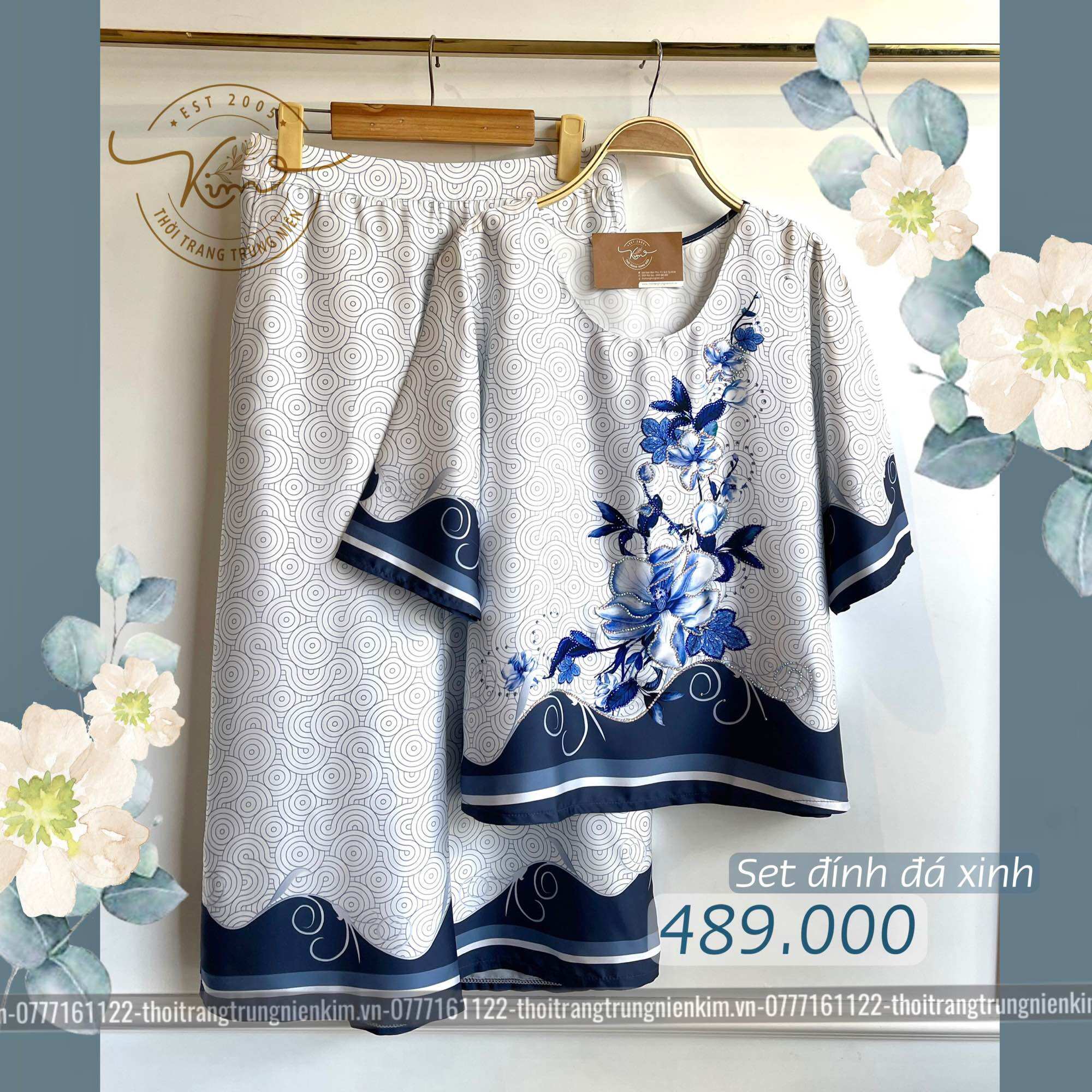 Set lụa trung niên đính đá sang trọng
