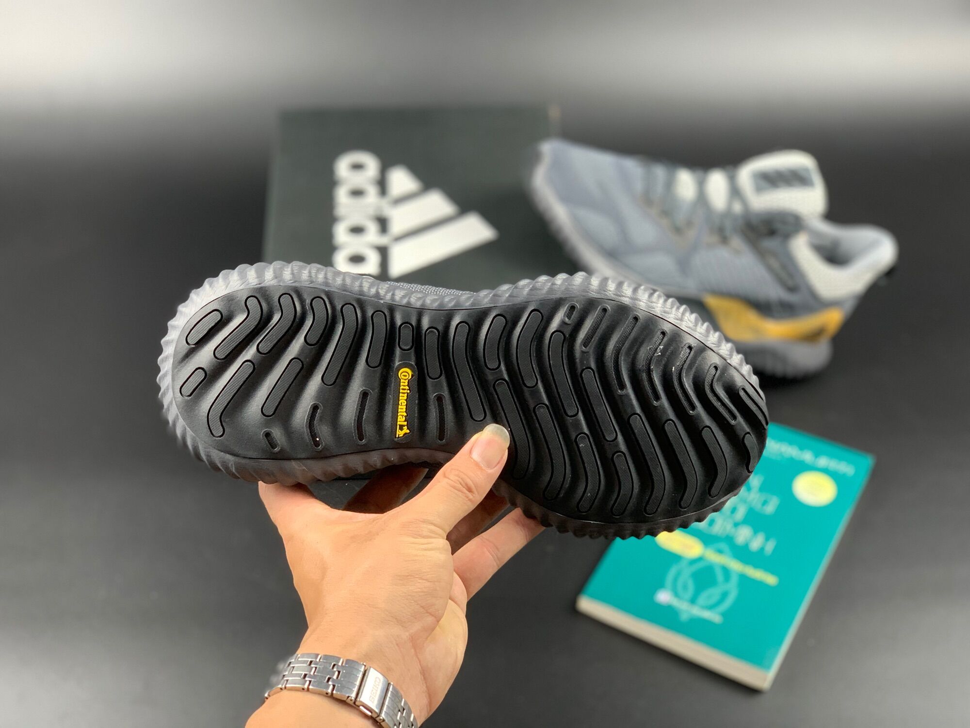 Giày thể thao/ Sneaker Alphabounce đen vàng (Full box)