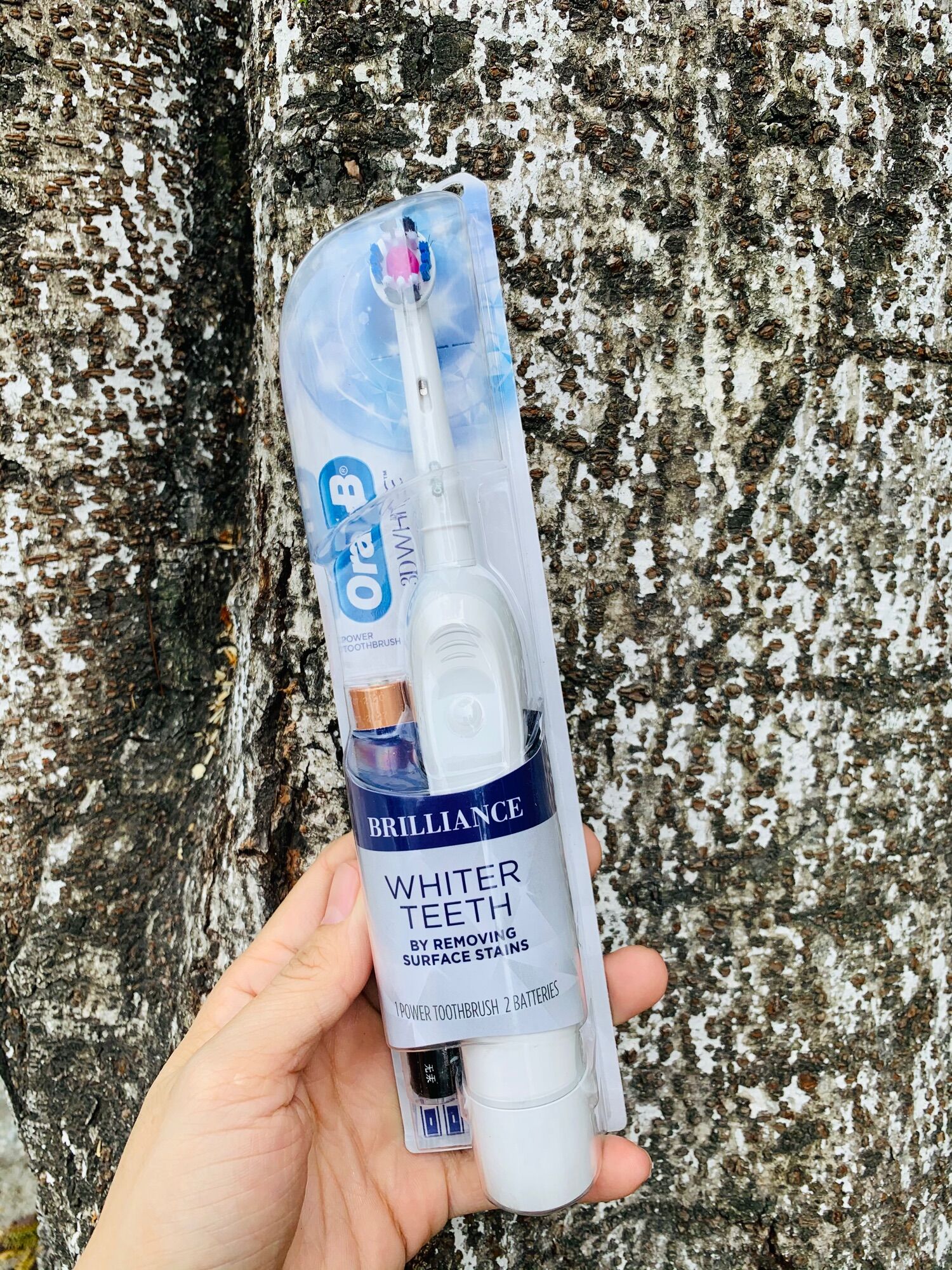 Bàn chải đánh răng bằng pin Oral-B