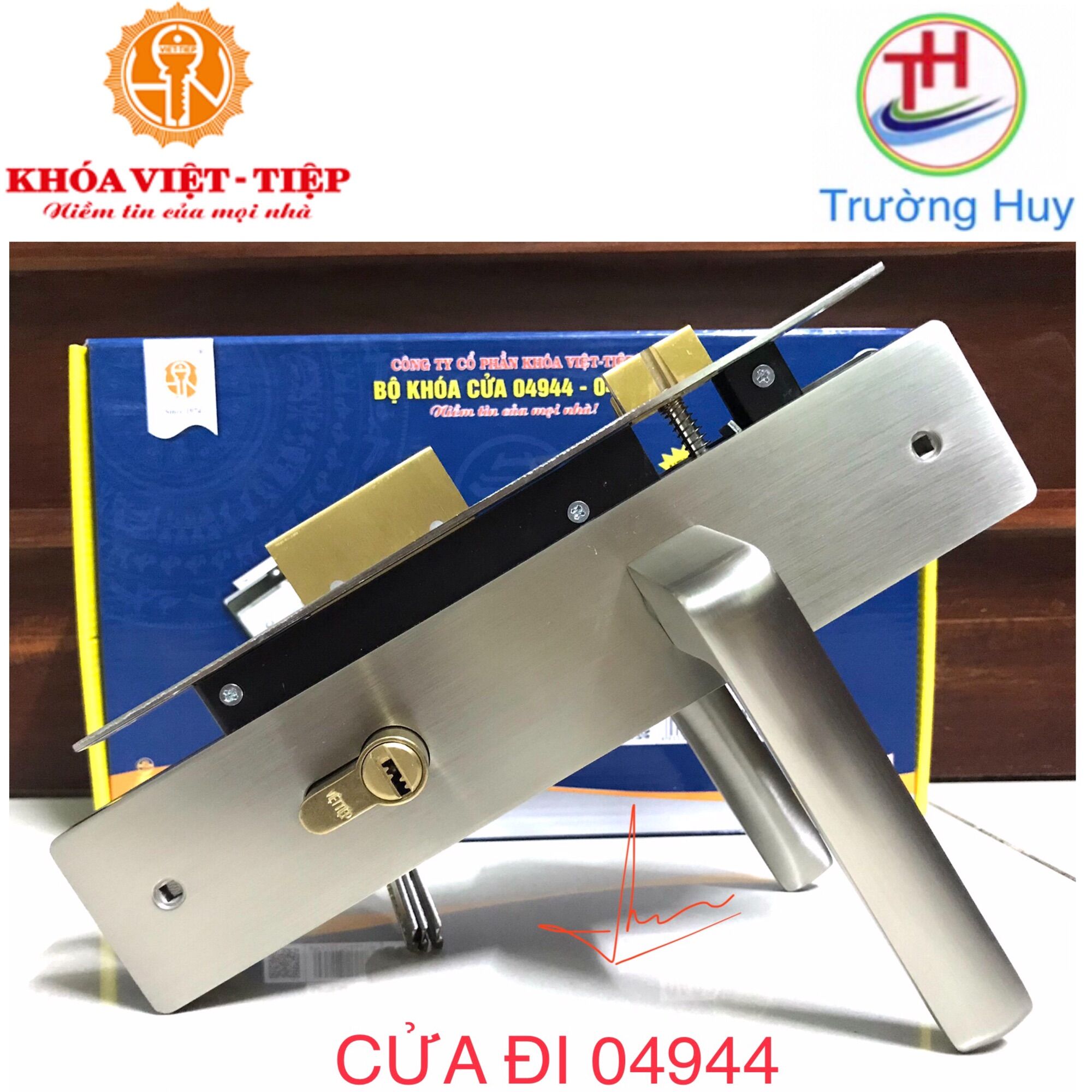 Khoá cửa đi việt tiệp 04944 - bảo hành 3 năm