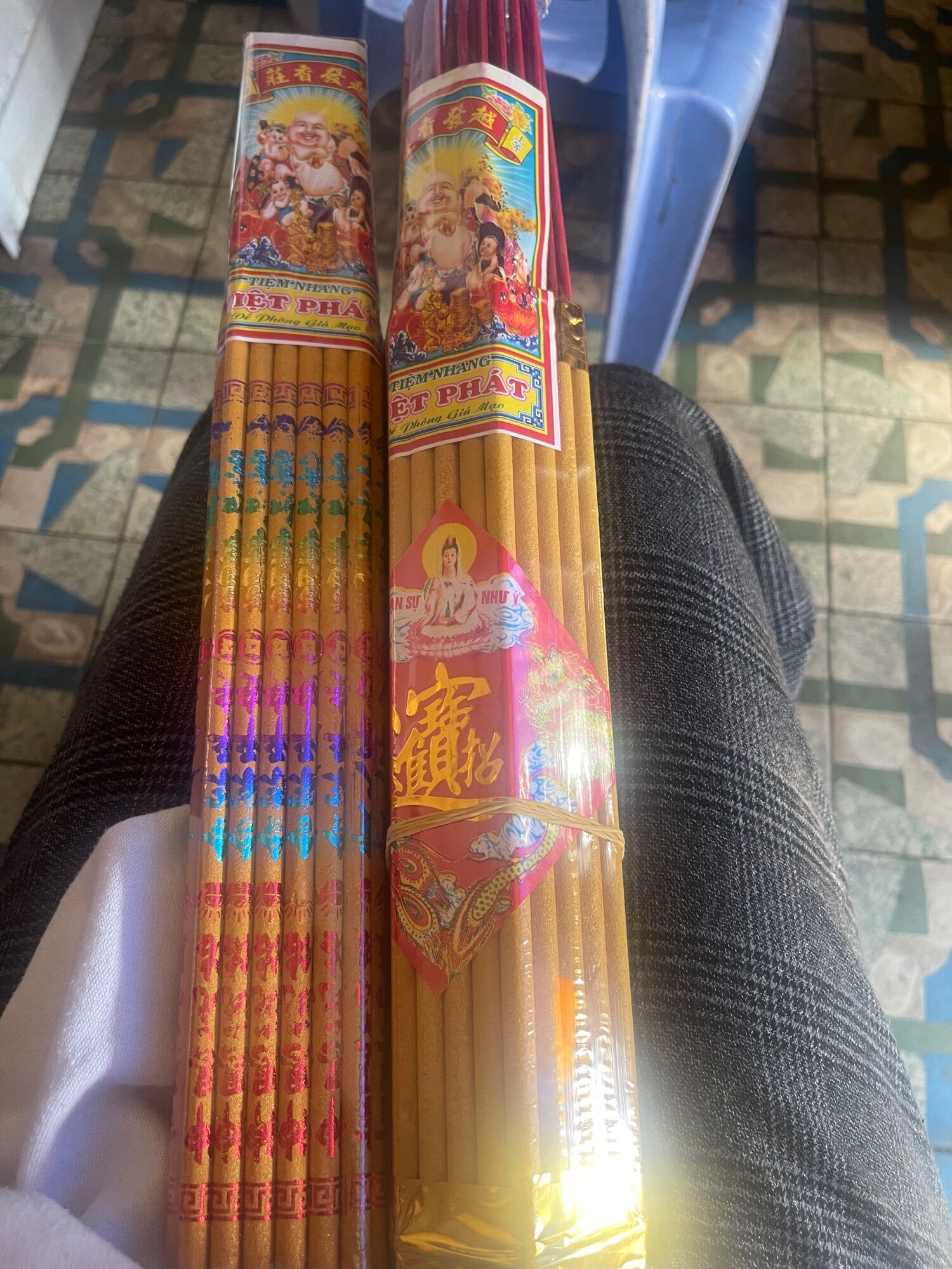 Combo 2 bó nhang sào 40 cm ít khói thơm trầm cây nhang to , tàn trắng