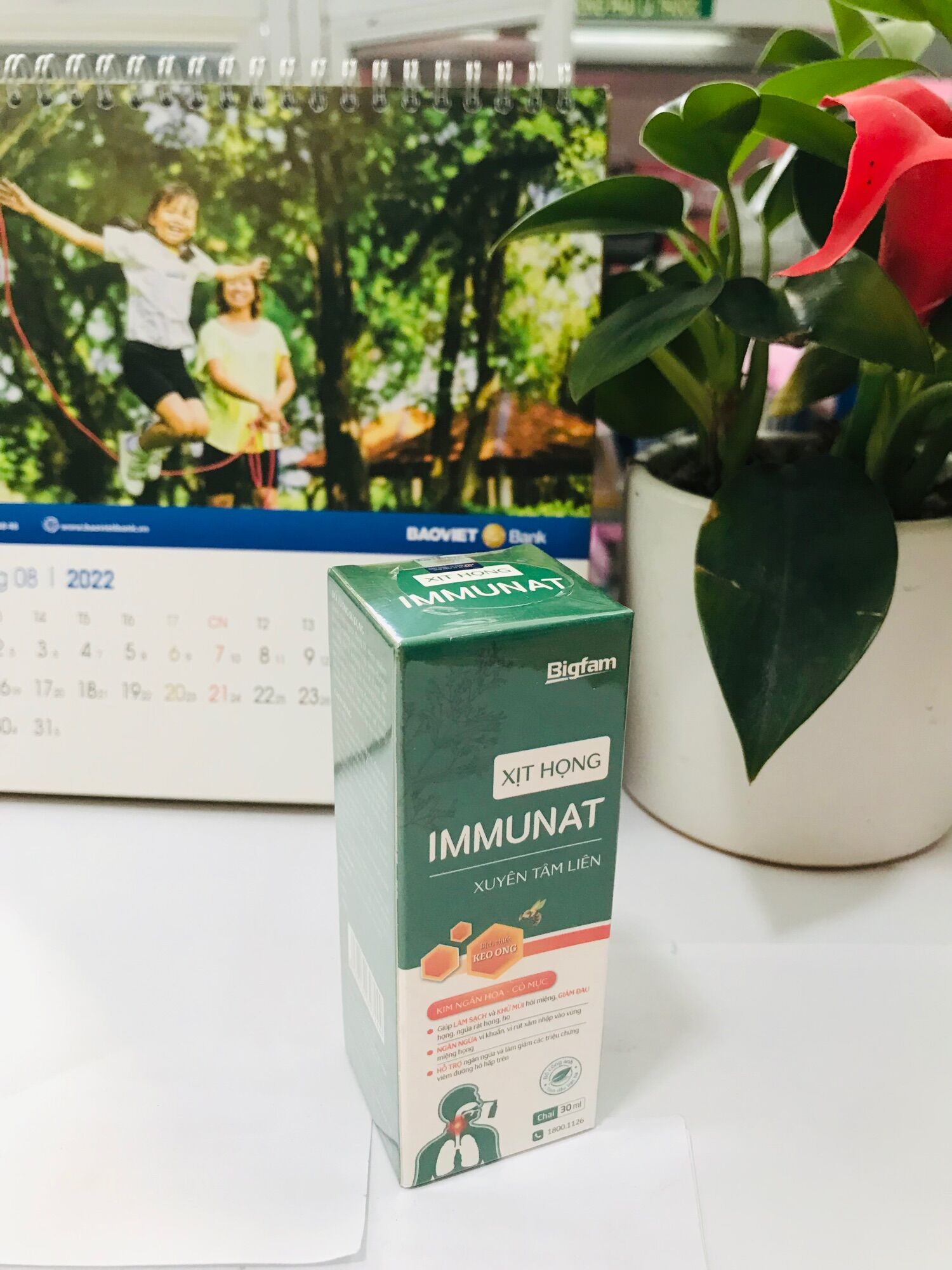 Xịt họng kháng khuẩn Imunat