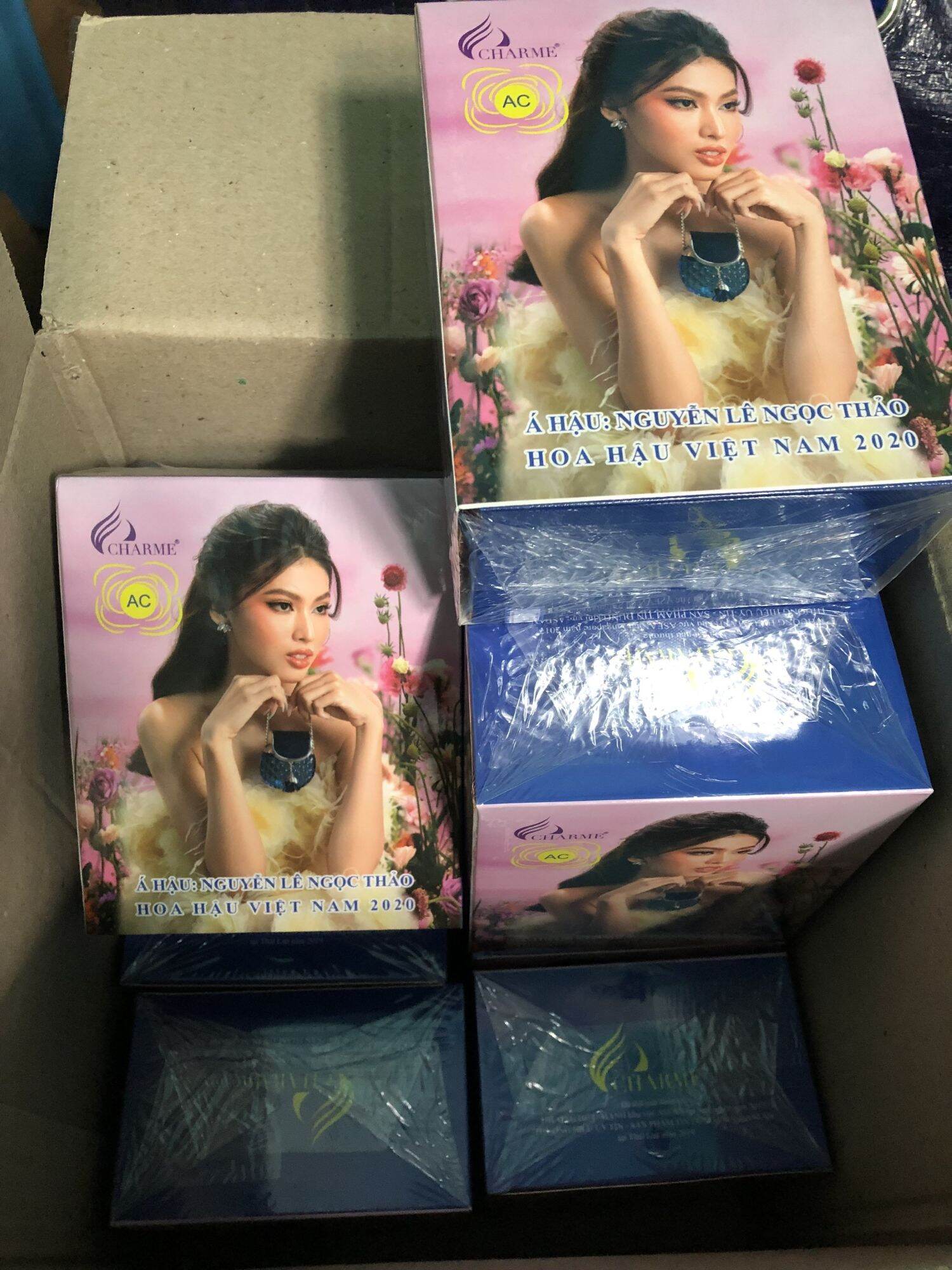 nước hoa char,me AC big size màu xanh 65ml