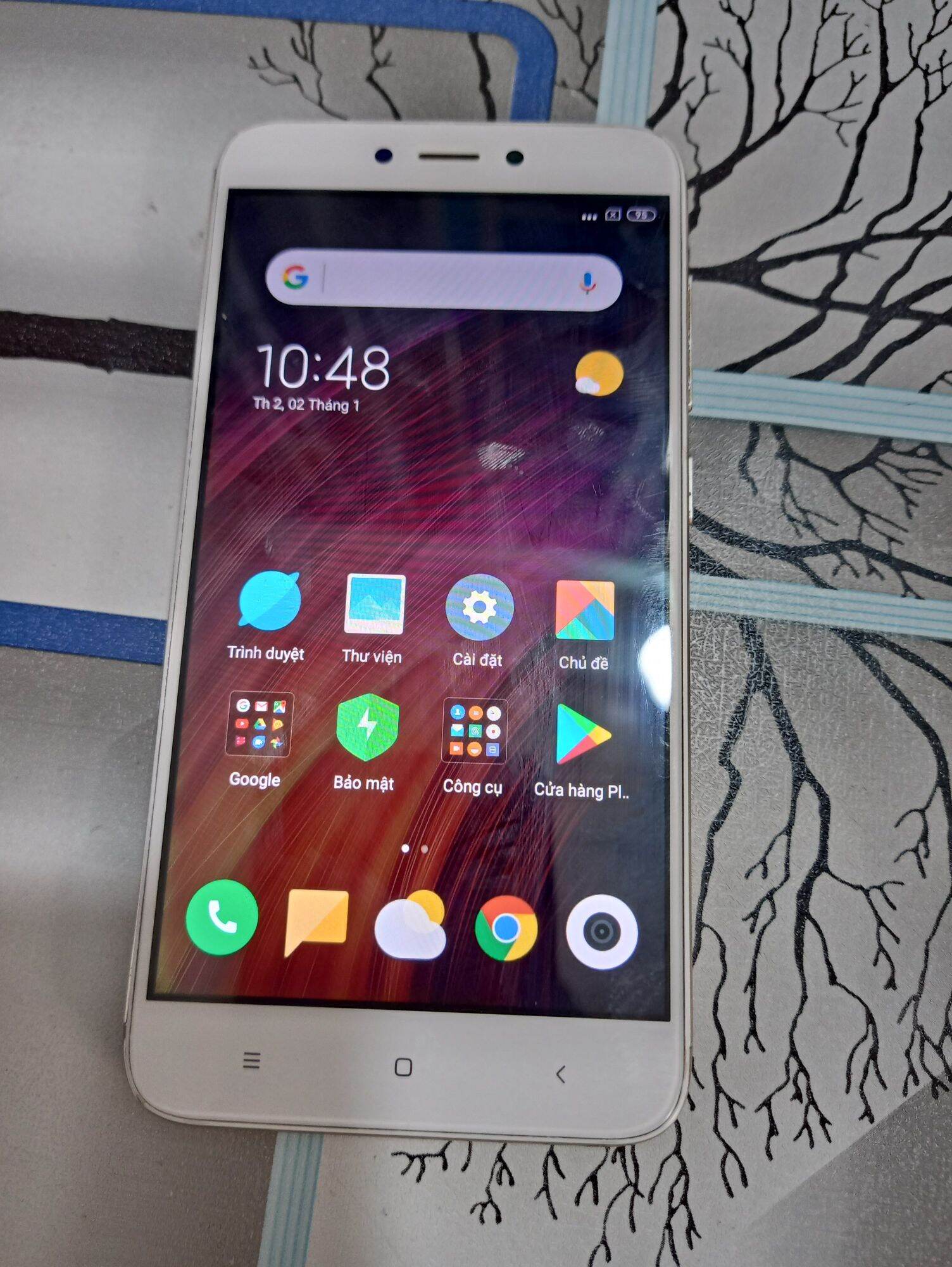 Redmi 4x dung lượng 2/16 gồm 2 sim có 4g và vân tay - mobiles365