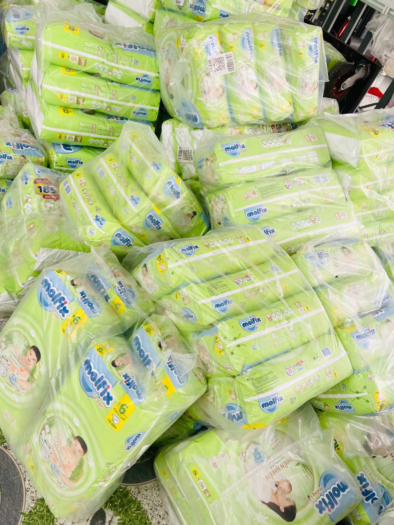 Tã Dán Sơ Sinh Molfix Thiên Nhiên XS70+6