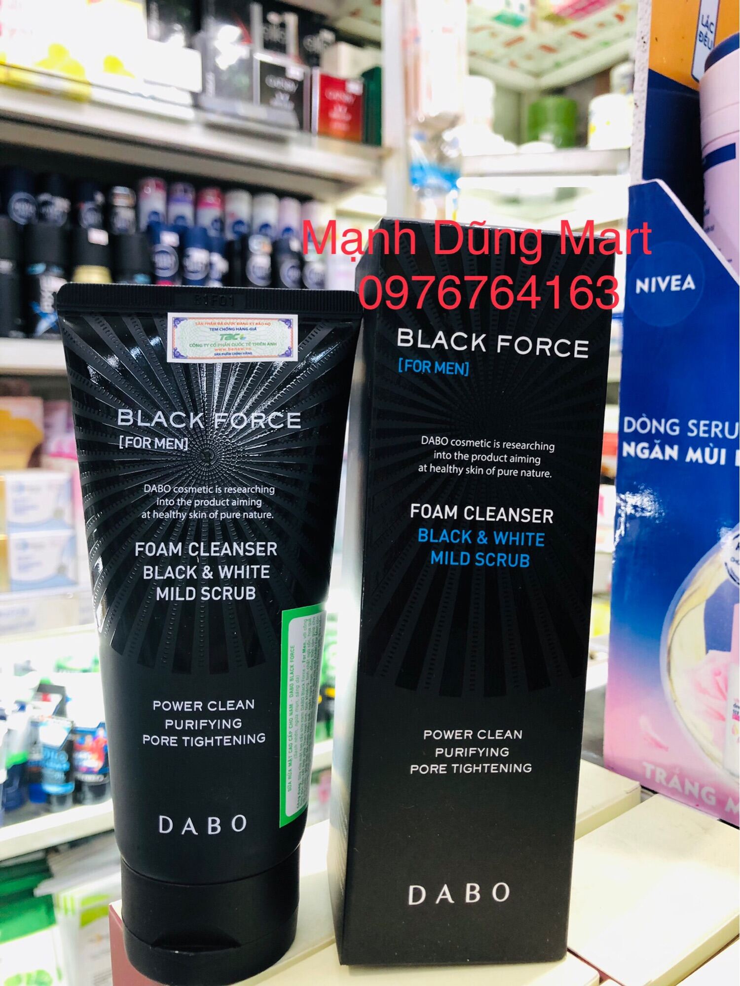 Sữa Rửa Mặt Sạch Sâu Ngừa Mụn Dành Cho Nam Dabo Homme Black Force Foam