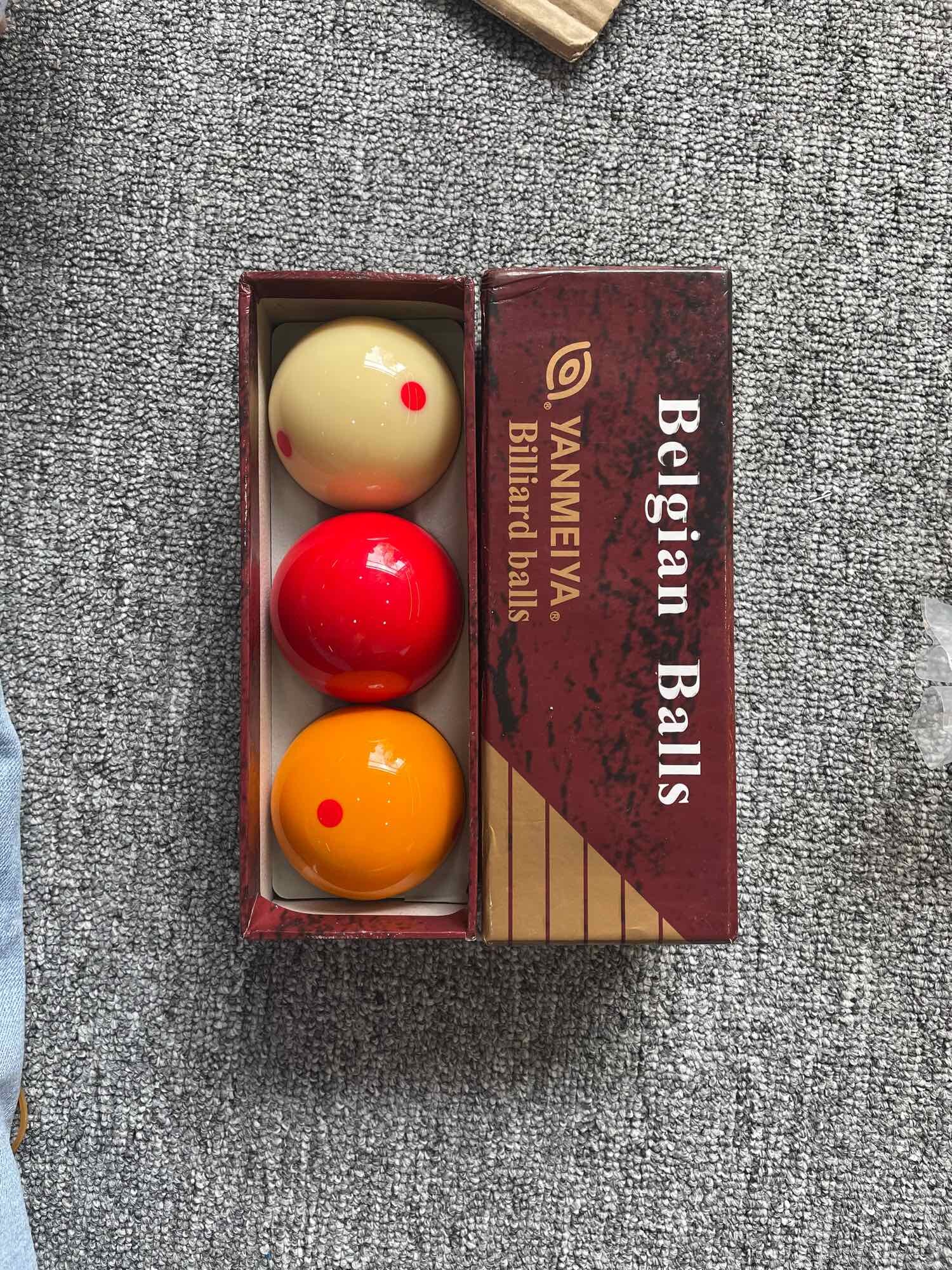 Bộ Bóng Bida Belgian Balls (bi 3C 3 bóng) KT 61,5mm.