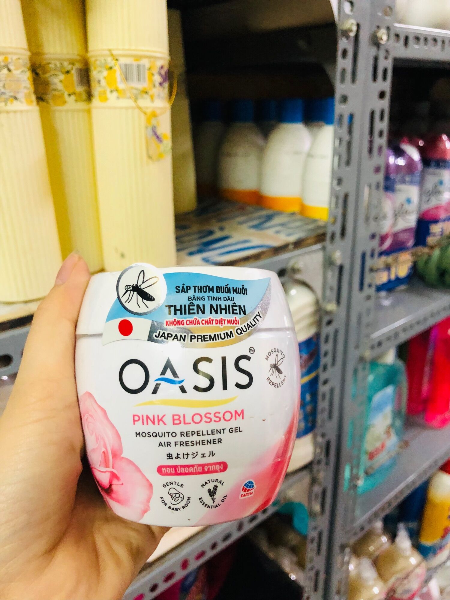 Sáp thơm khử mùi và đuổi muỗi OASIS 180g an toàn cả cho bé hương hoa Hồng