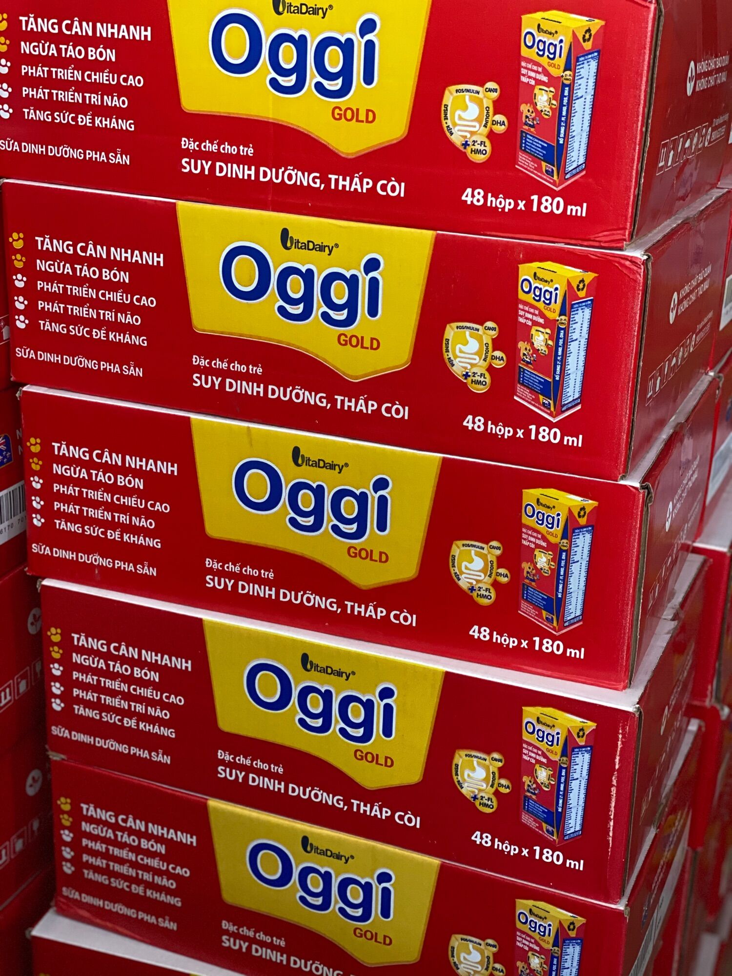 Sữa bột pha sẵn oggi suy dinh dưỡng 180ml (Thùng 48 hộp)