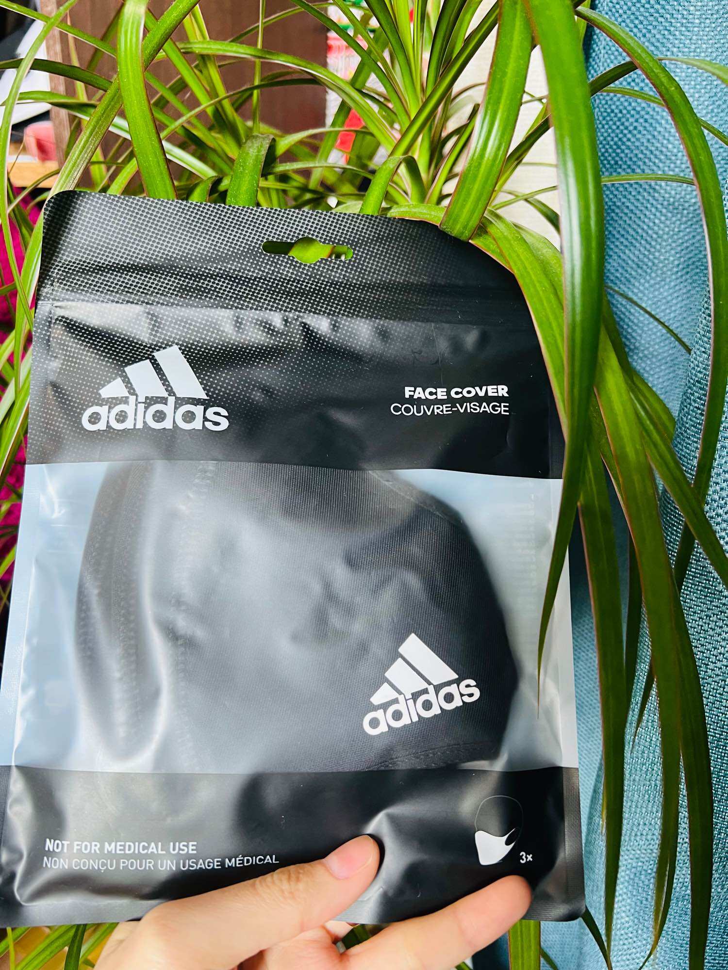Khẩu trang Adidas Nhật Bản set 3 cái