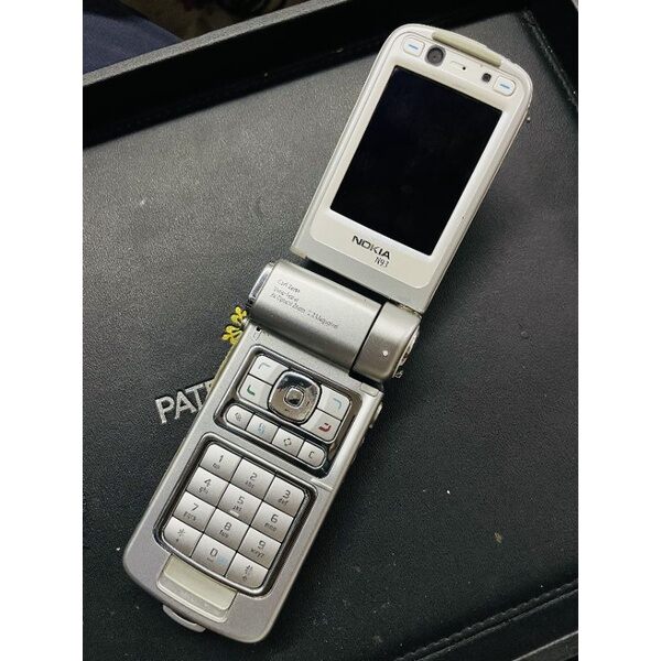 Điện thoại nokia N93 chính hãng