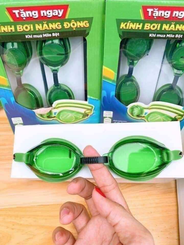 Kính bơi cho bé (quà tặng từ sữa Milo)