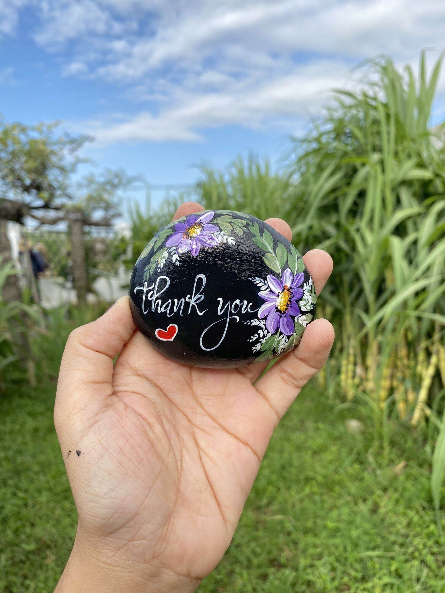 Hòn đá biết ơn mẫu Thank you