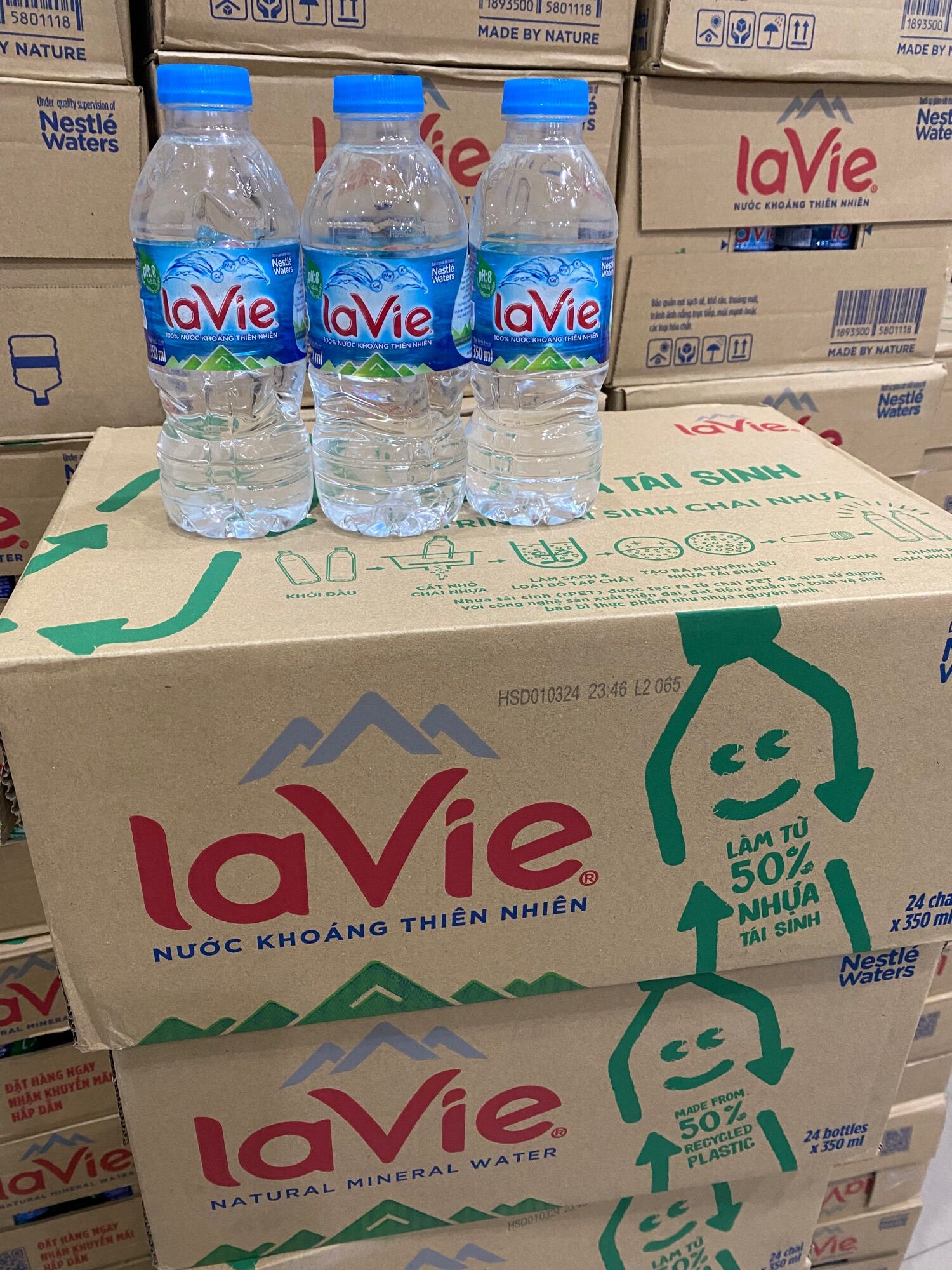 Nước Khoáng Lavie Chai 350ml (24 chai)