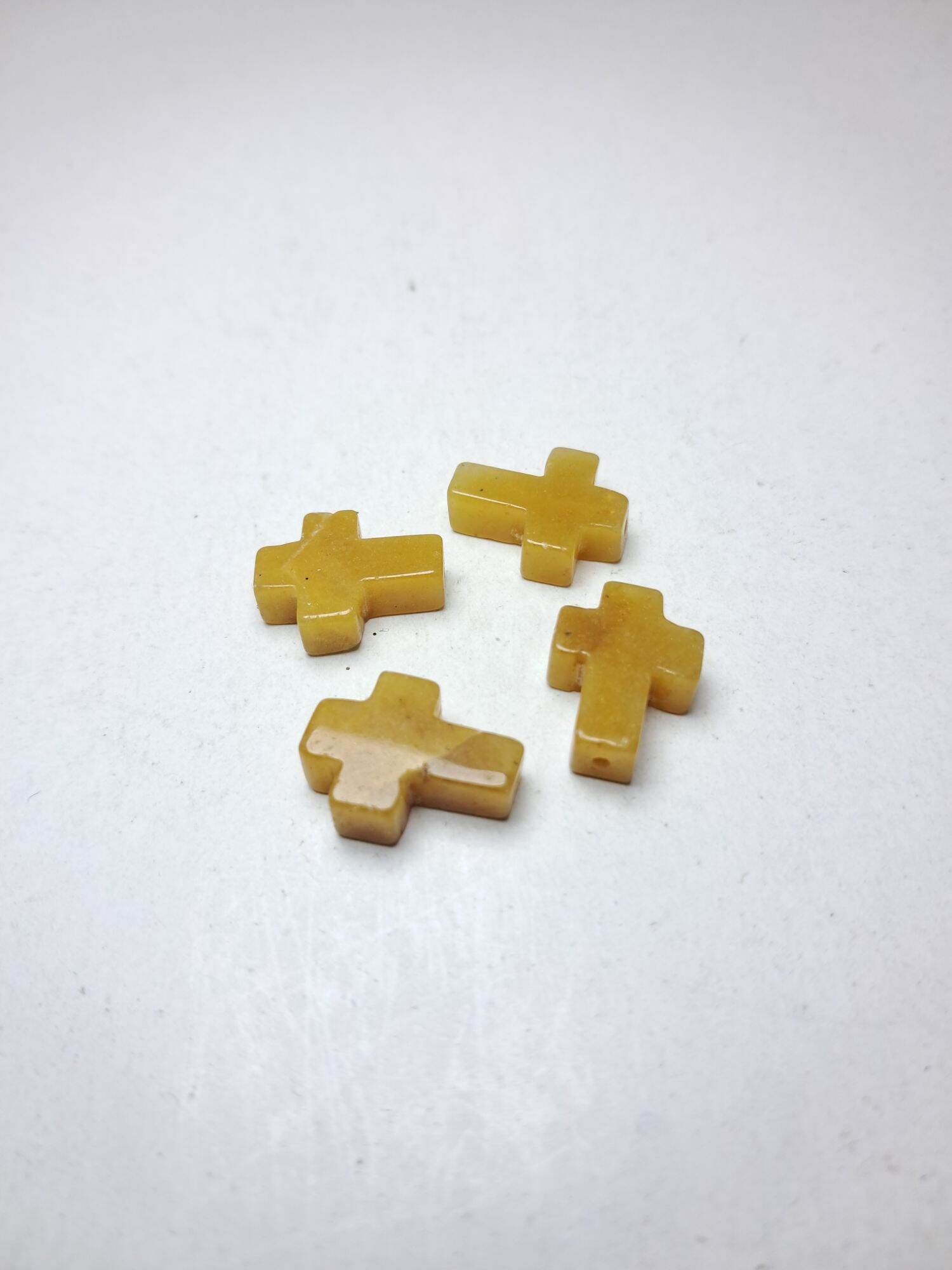 Charm thánh giá đá tự nhiên, may mắn, hạnh phúc