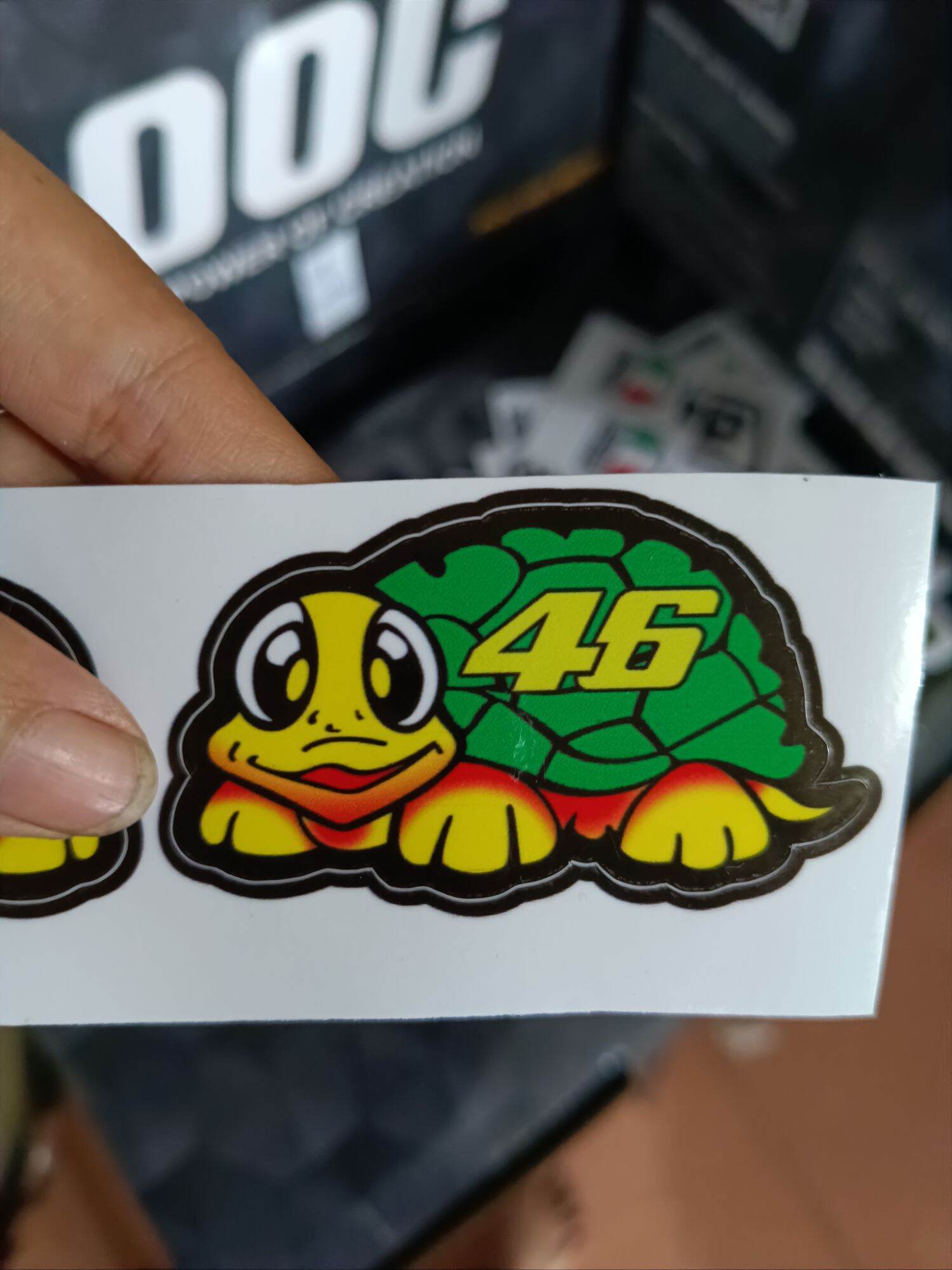 Combo 2 Tem Con Rùa 46 Dán Xe Nón Giá Rẻ