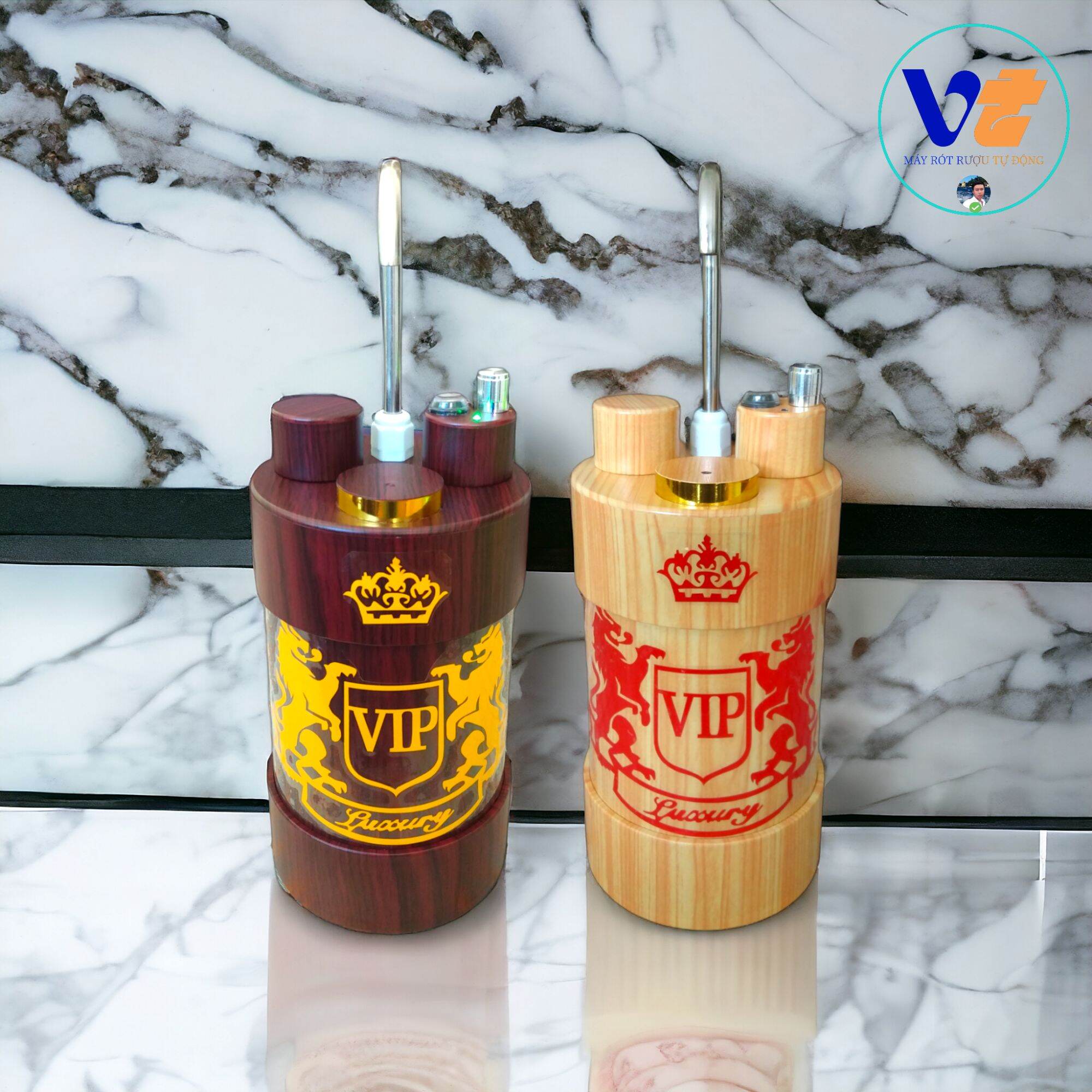 Bình rót rượu cảm ứng thông minh , máy rót rượu tự động chử vip 1.5 lít