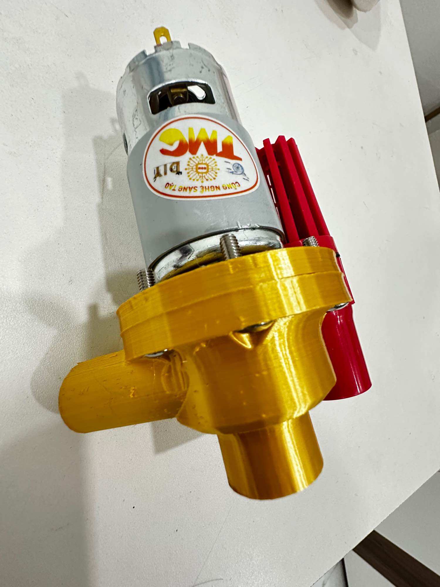 V1- BƠM NƯỚC MINI 775-795- DC12V - Công suất mạnh mẽ thiết kế chắc chắn