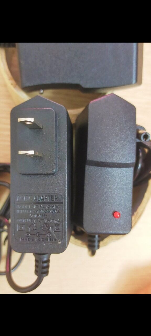 Nguồn adapter 12v-1.5a 5.5*2.1mm
