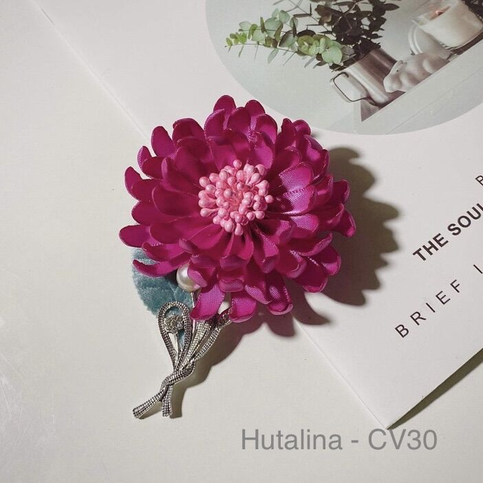 Hoa Cài Áo Handmade Hoa Cúc CV30 - HUTALINA