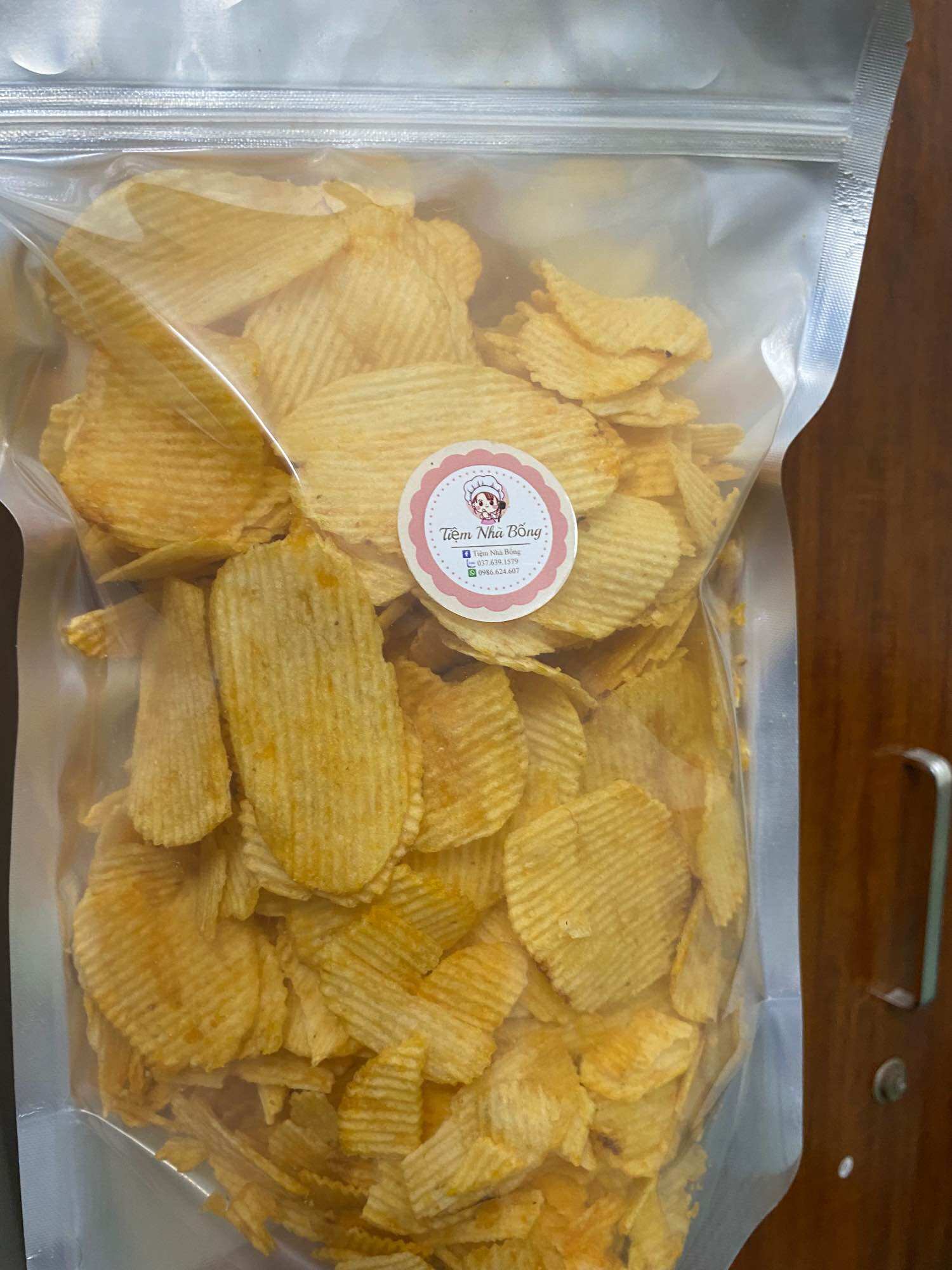 1kg snack lays vị thăn bò nướng BBQ