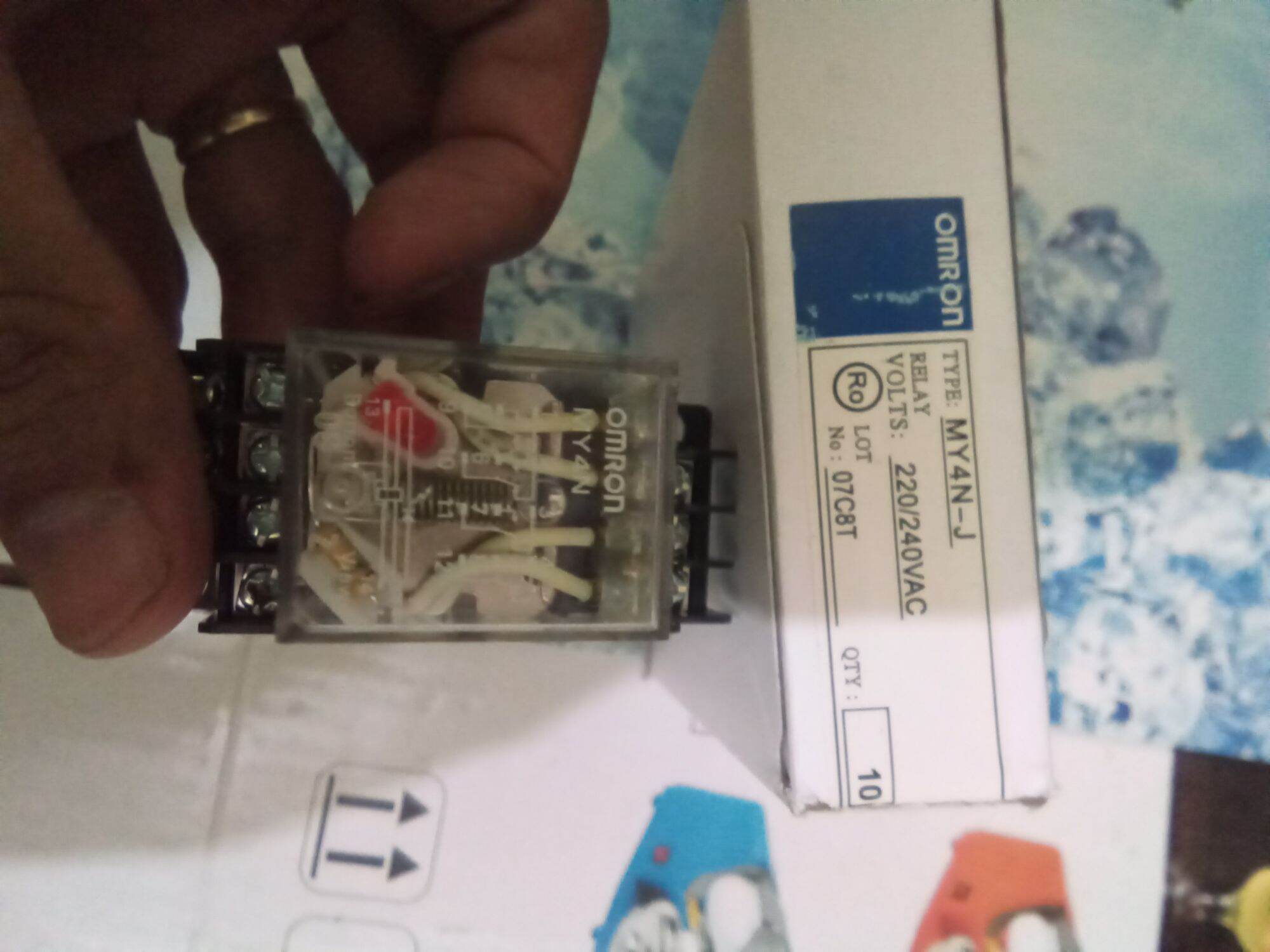 Rơ le trung gian 14 chân 220V