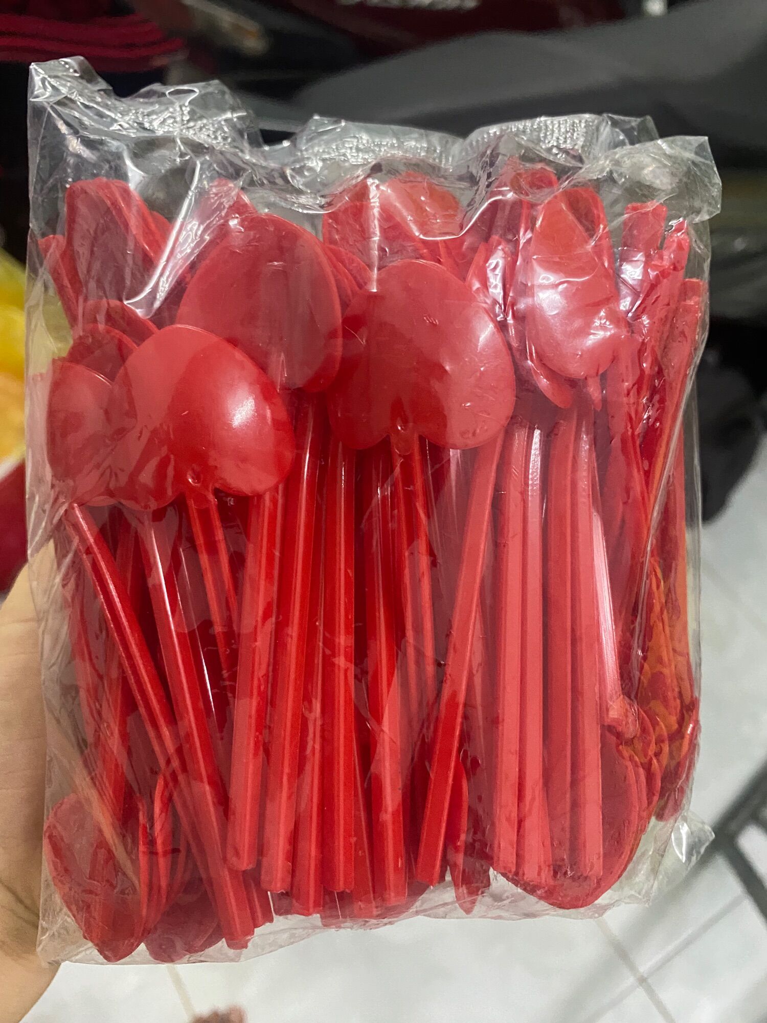 Combo 100 xẻng màu đỏ