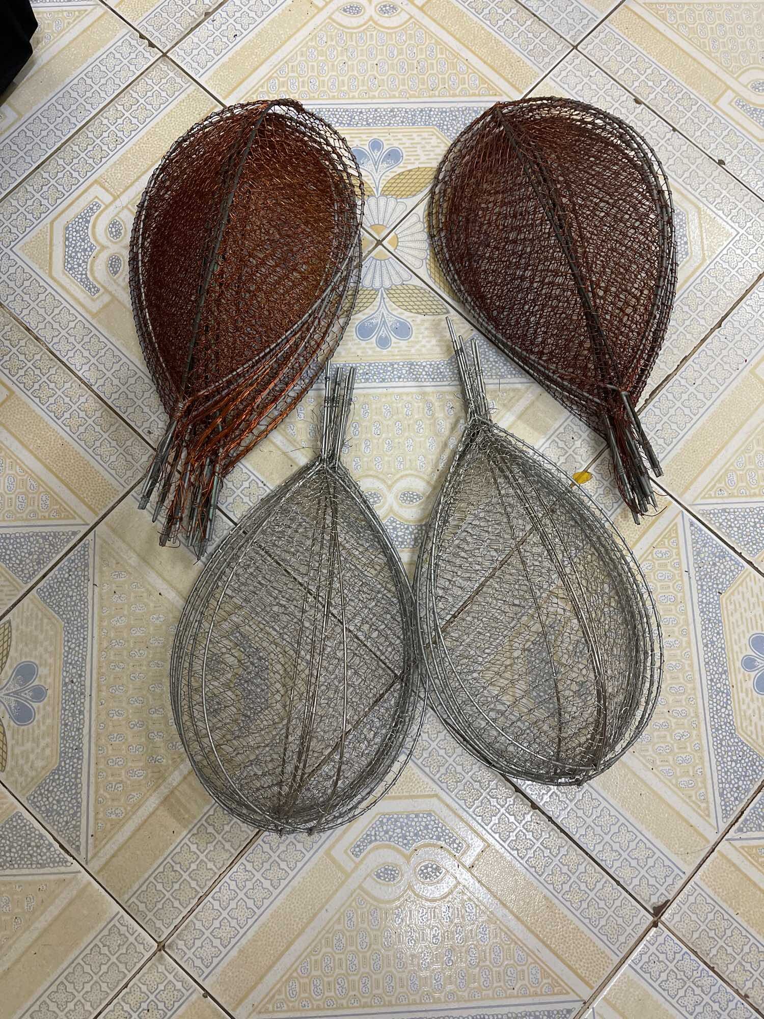 VỢT ĐÁNH CÁ LƯỚI ĐỒNG TO Bự THUYỀN