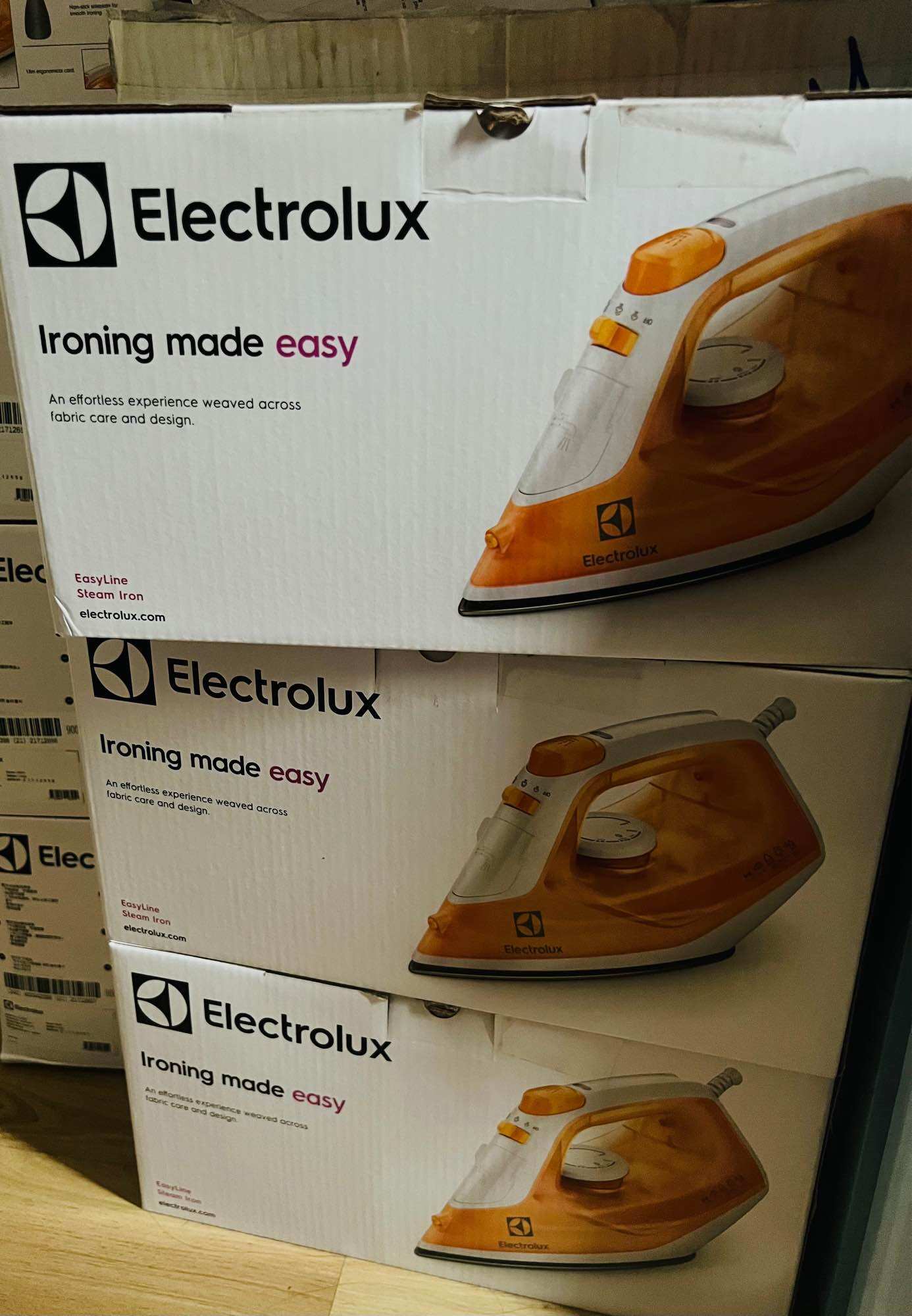 Bàn ủi hơi nước Electrolux ESI4007[chính hãng]