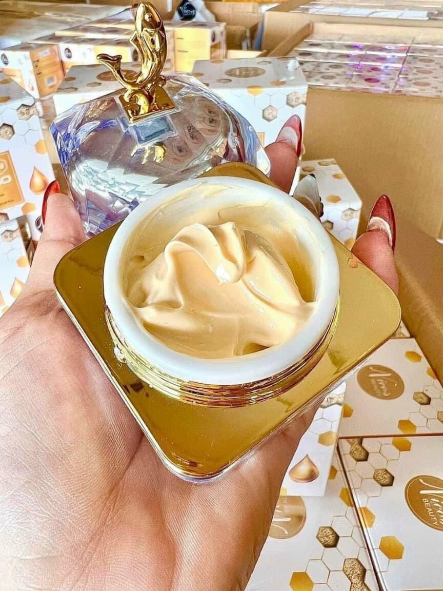 Kem face men gạo nicos