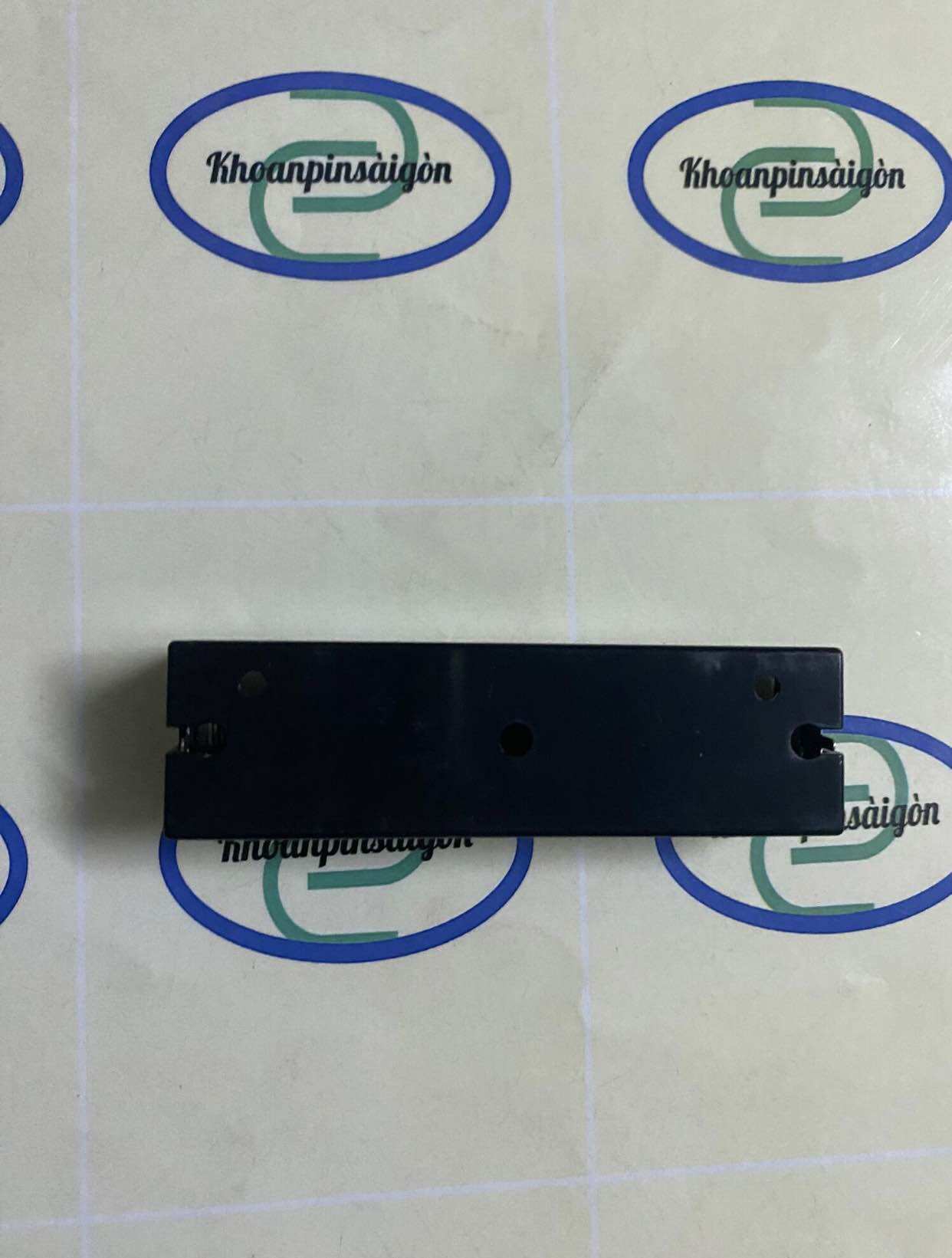Đế pin li-ion 21700 khung nhựa