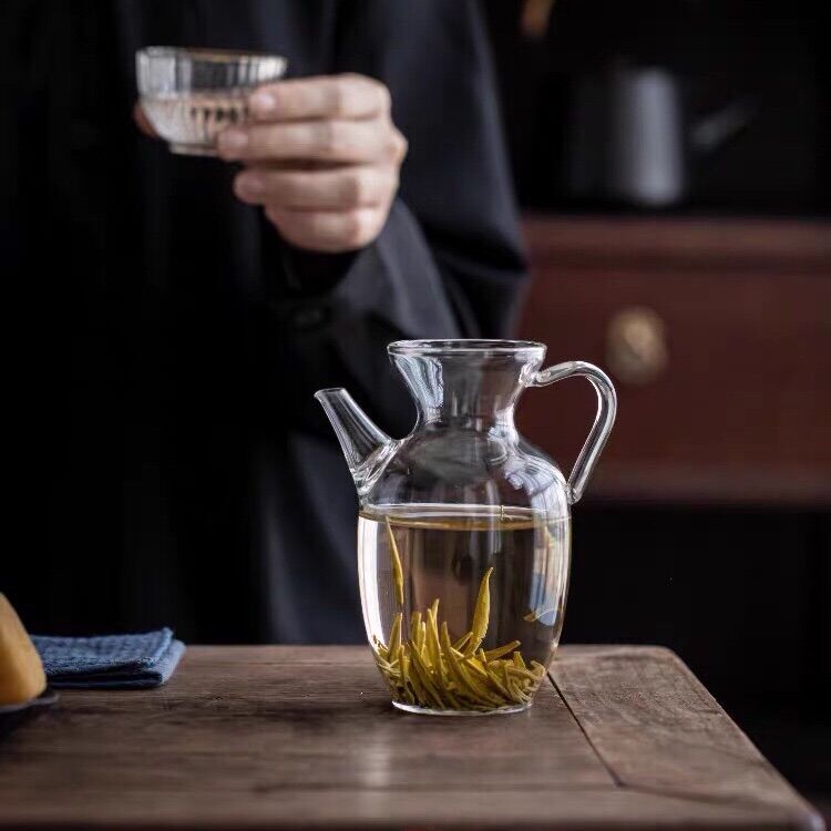 Tống trà thuỷ tinh dung tích: 300ml.