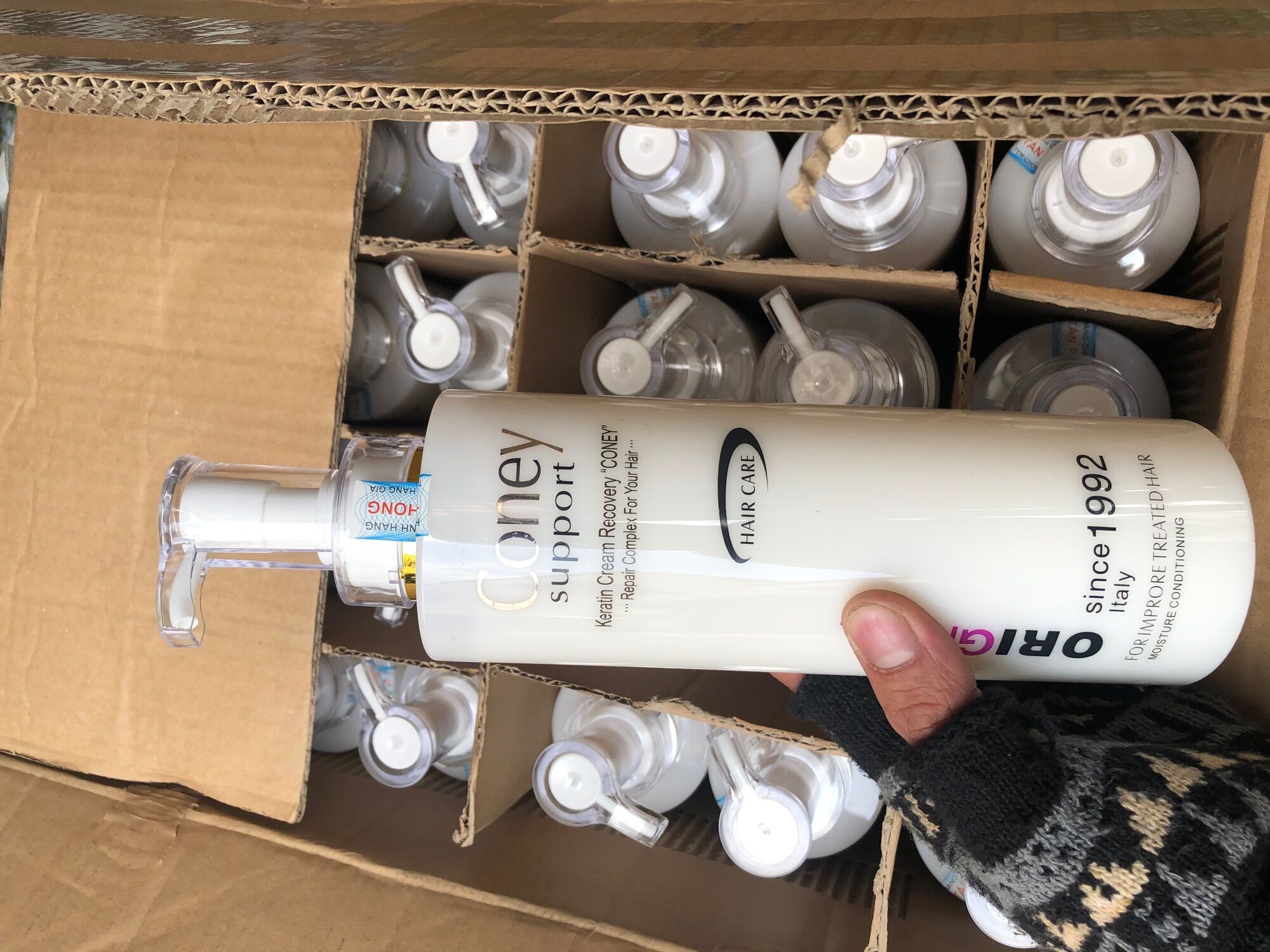 [SIÊU PHỤC HỒI TÓC] KEM Ủ HẤP TÓC PHỤC HỒI KERATIN CONEY 730ML Ý