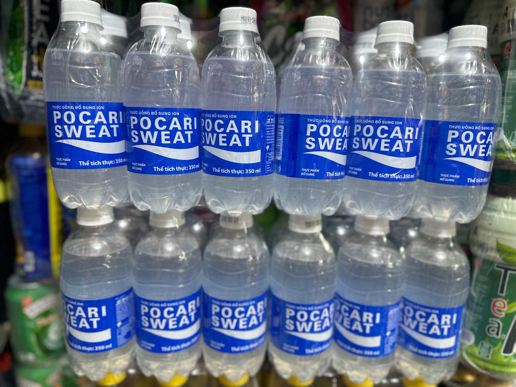 Thùng 24 chai nước uống pocari sweat chai 350ml