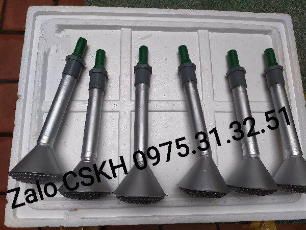 sen vòi phun nước tưới cây cảnh hoa