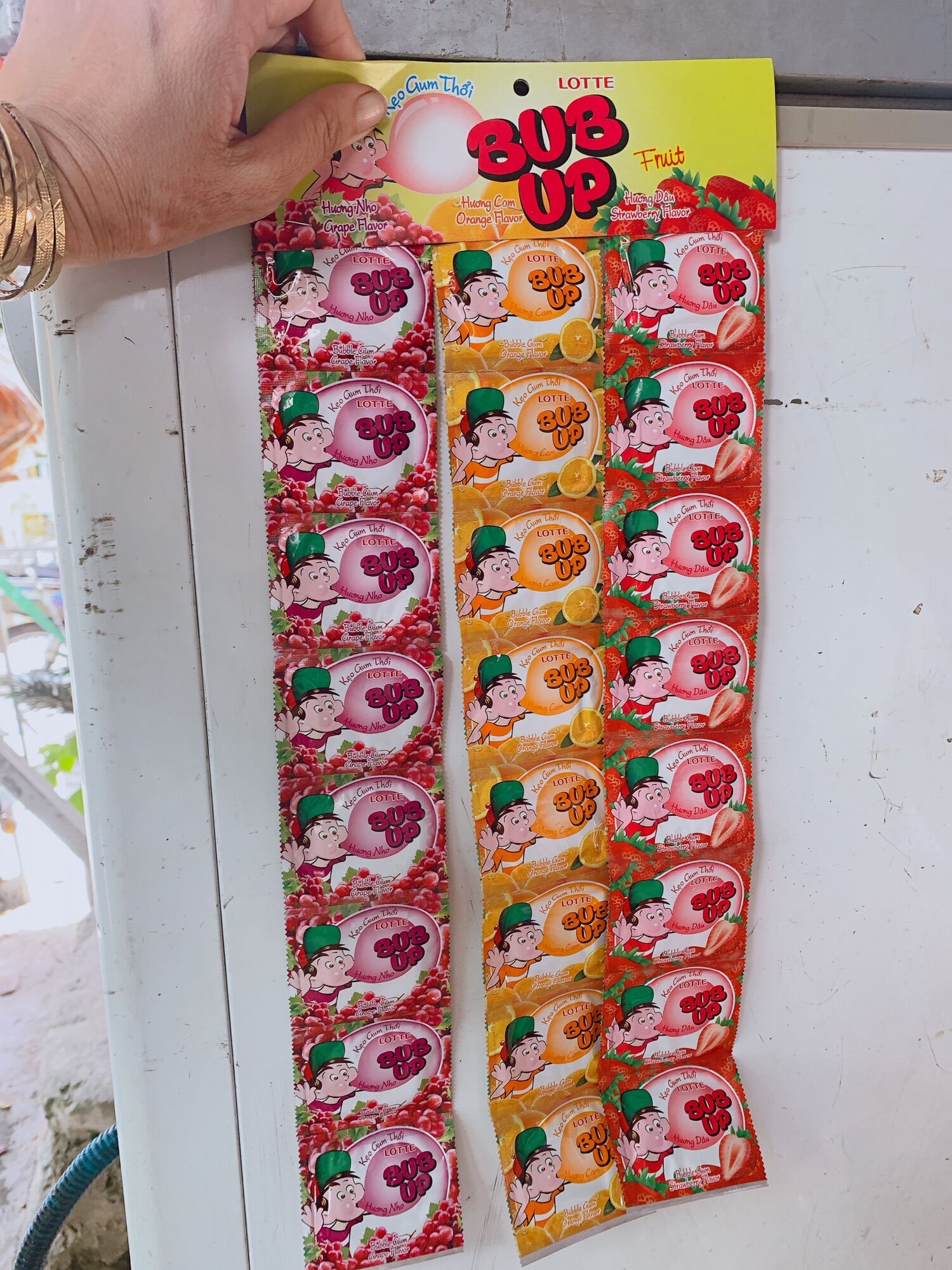 Combol 9 gói kẹo gum bub up