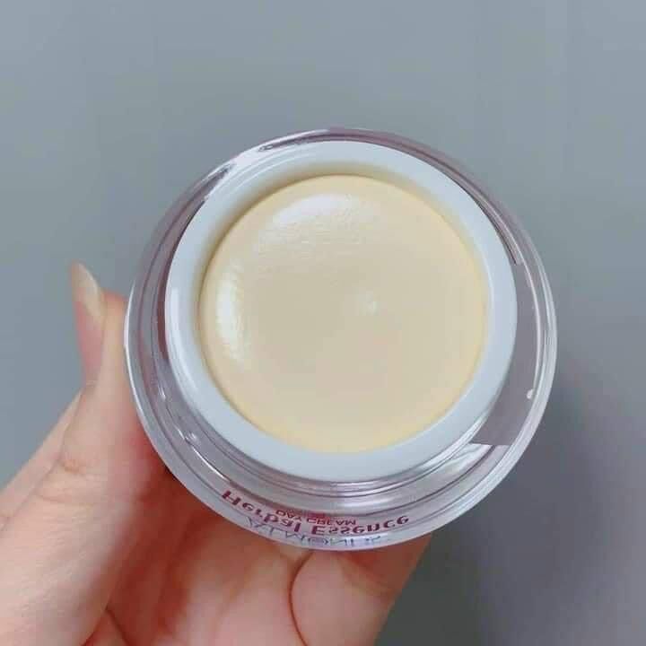 Kem trắng da ban ngày Almonds