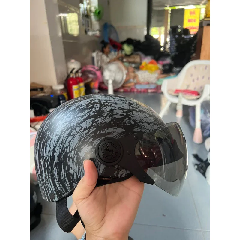 Nón sơn chính hãng có kính đã qua sử dụng