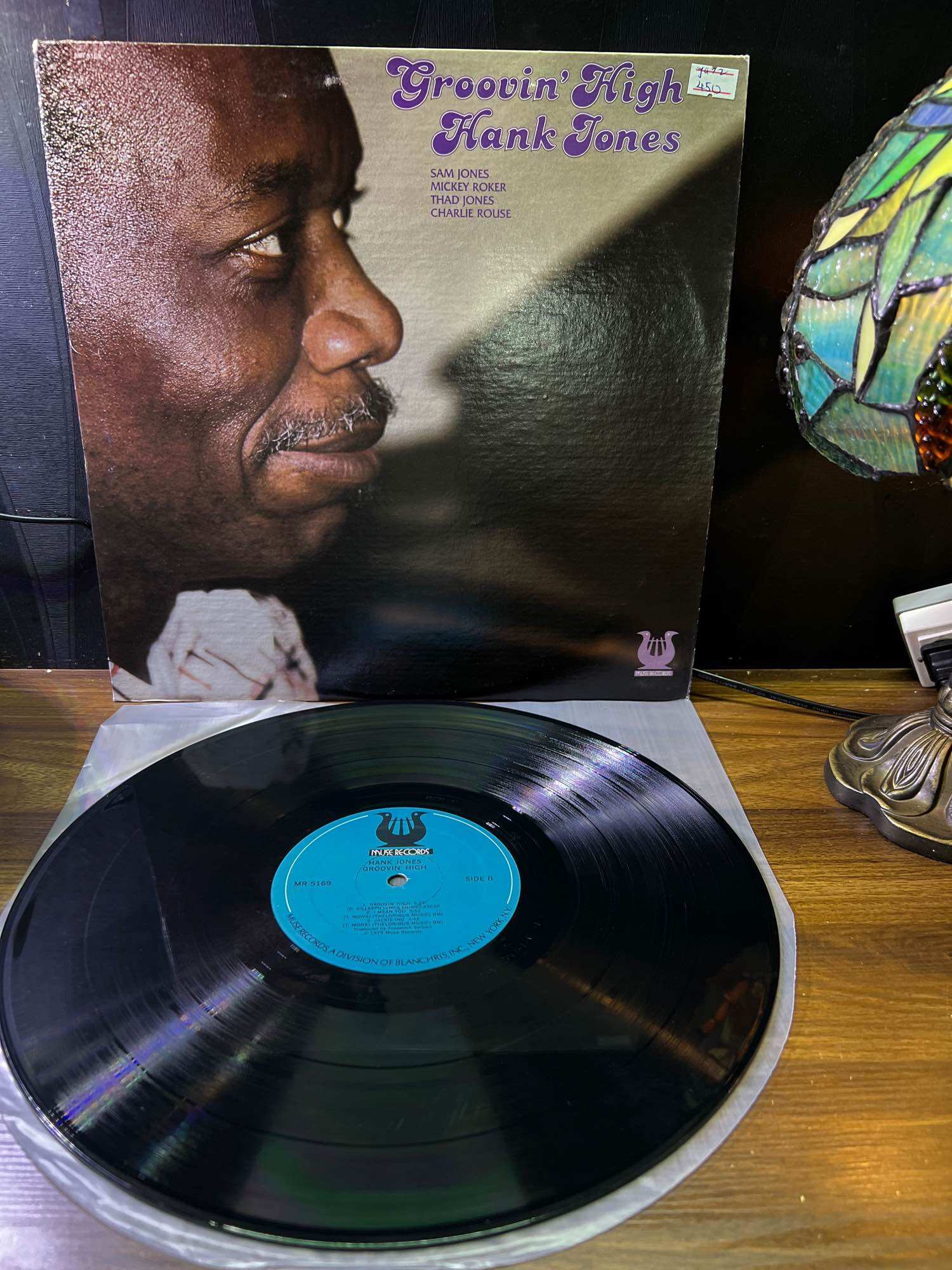 Đĩa than vinyl nhạc Jazz :của nghệ sĩ piano jazz Hank Jones. Album : "Groovin' High"