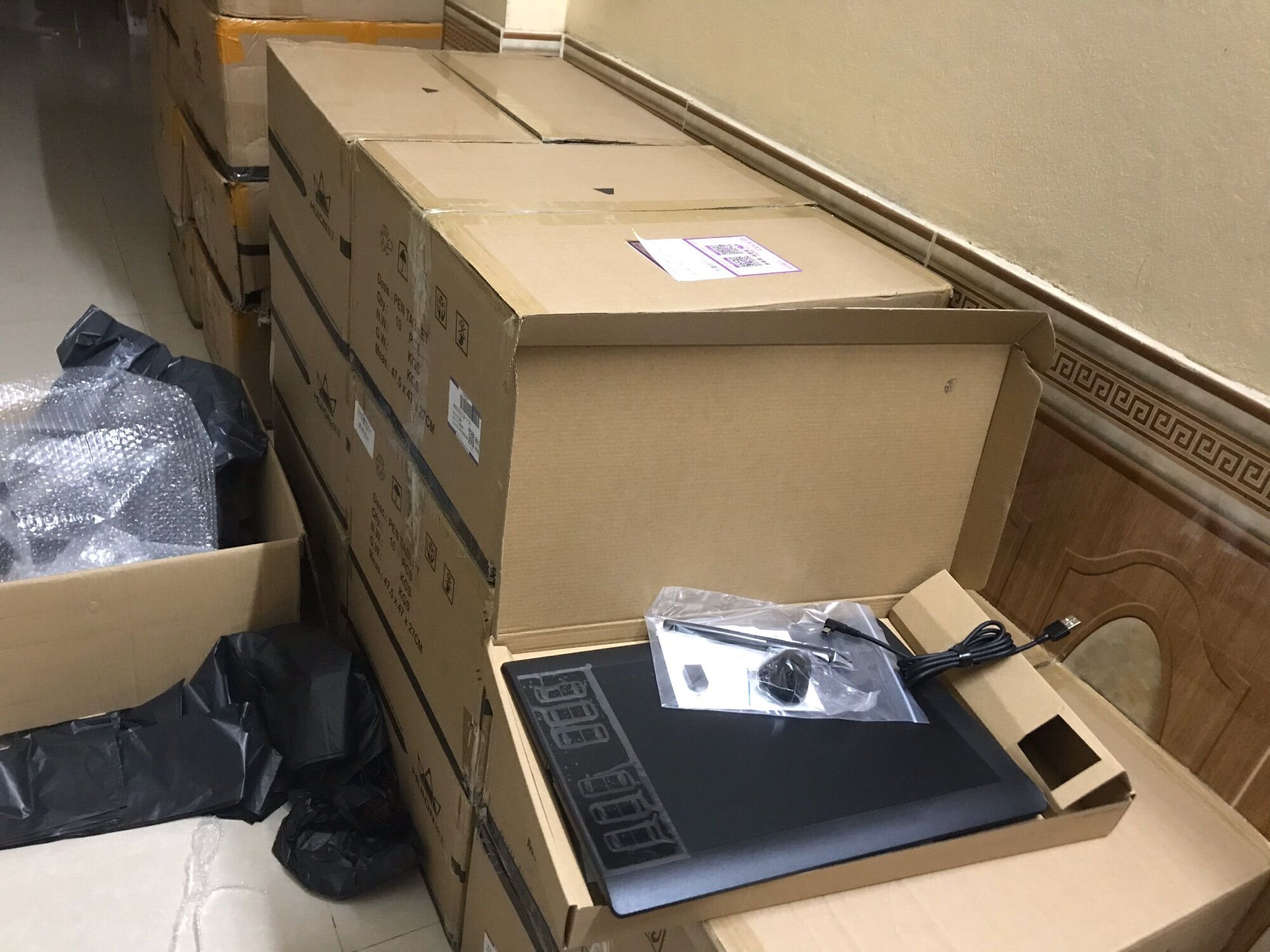 Bảng vẽ điện tử Gaomon 1060Pro